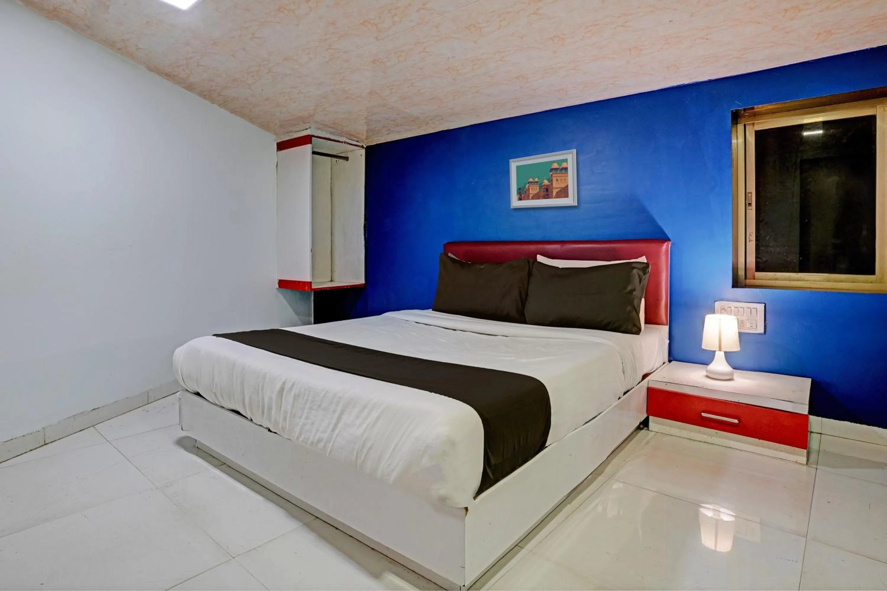 Bedroom, Bed in Hotel O Blue Sea