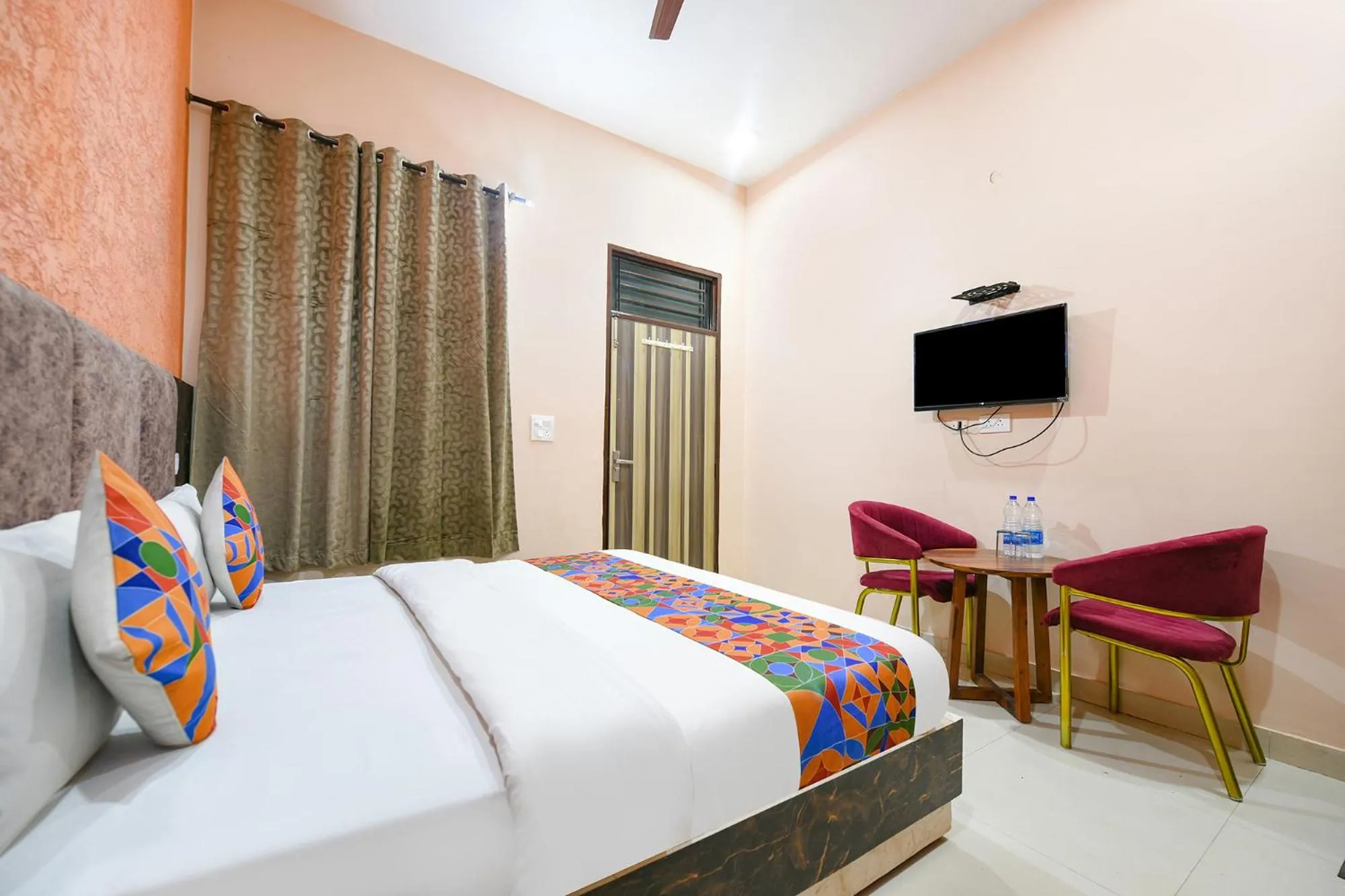 Bed in FabExpress Galaxy