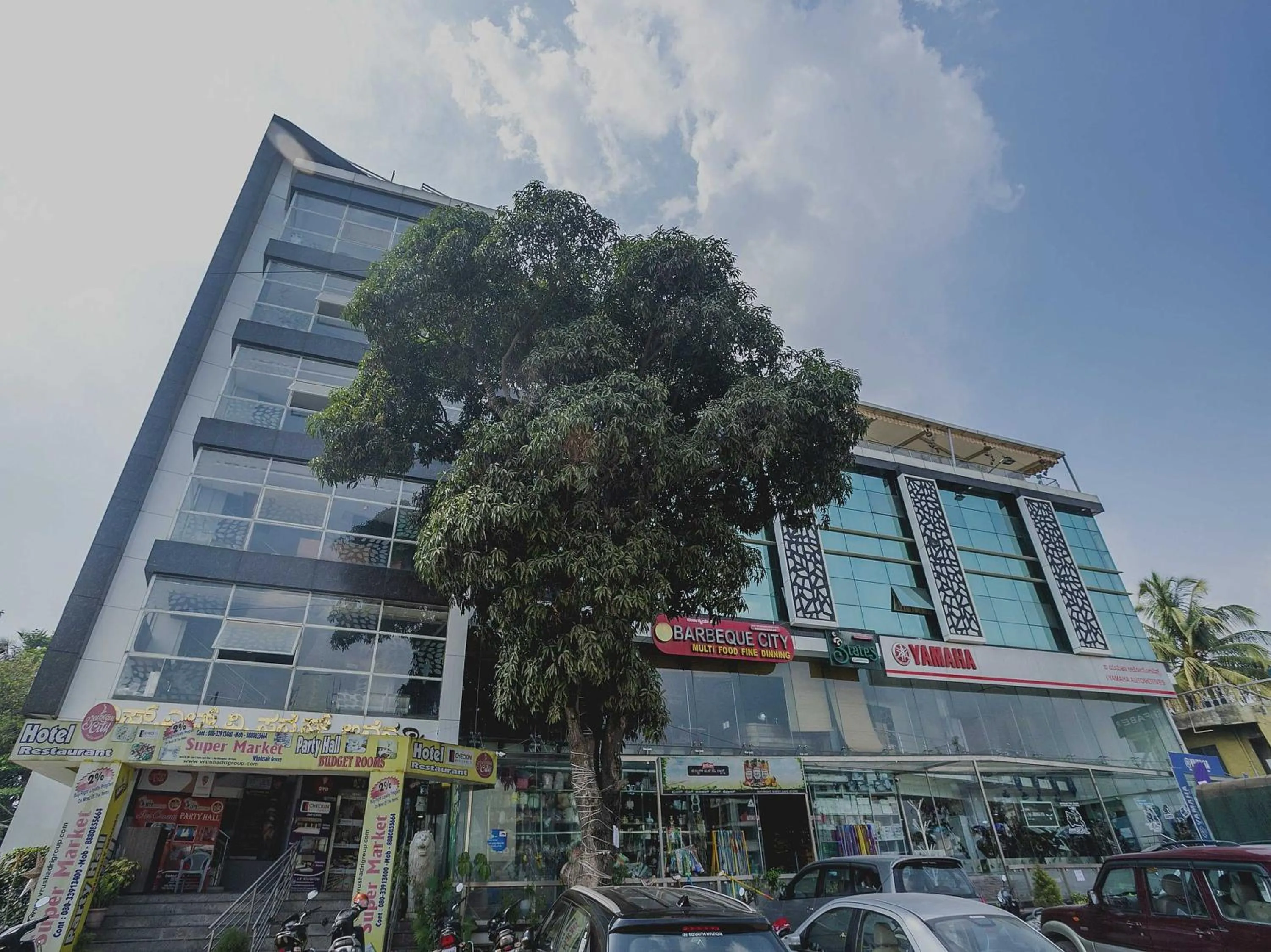 Facade/entrance in Collection O Indian Suites Near Sitara Restaurant