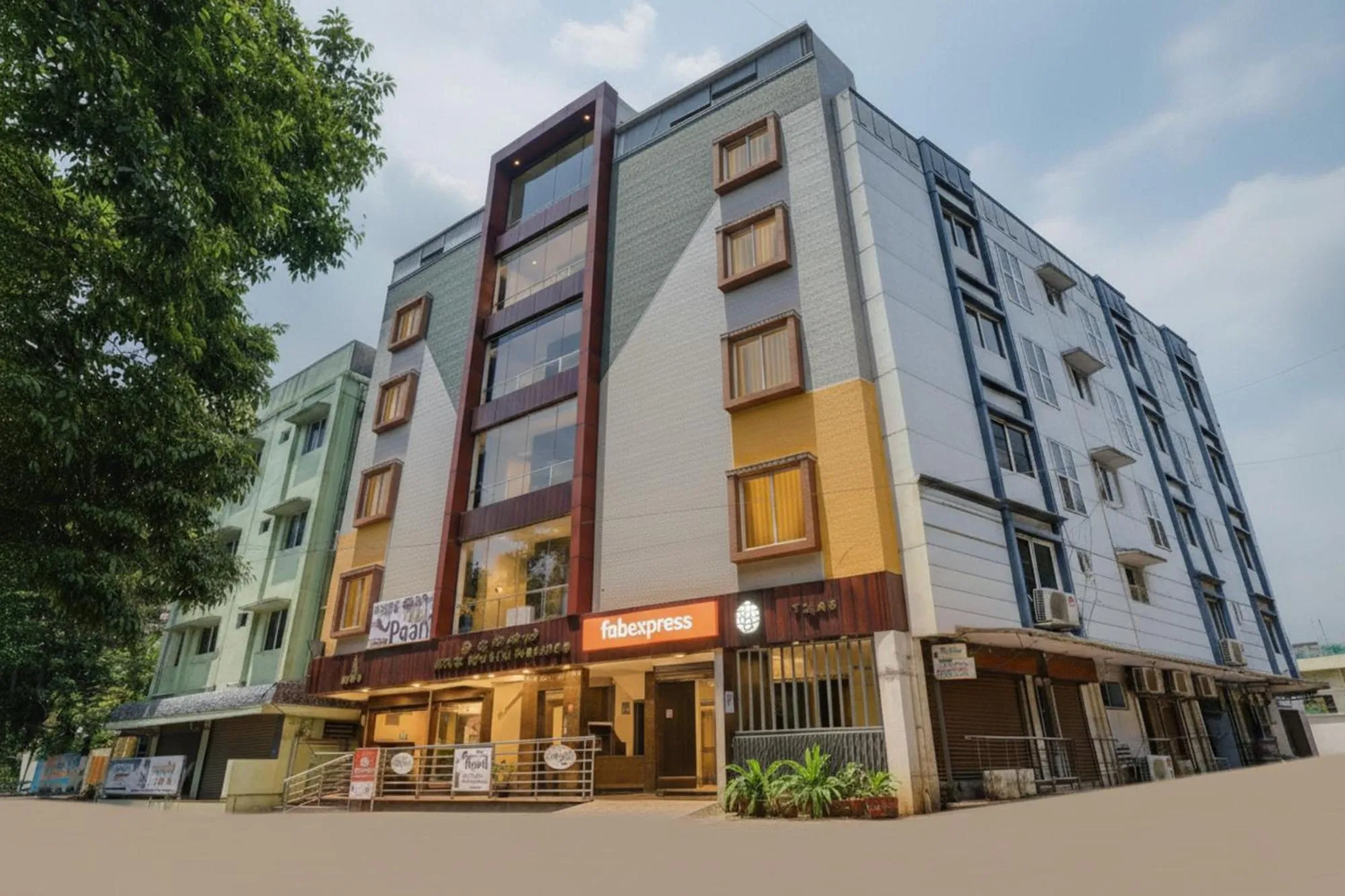 Property building in FabHotel Ivory Pearl - BTM Layout