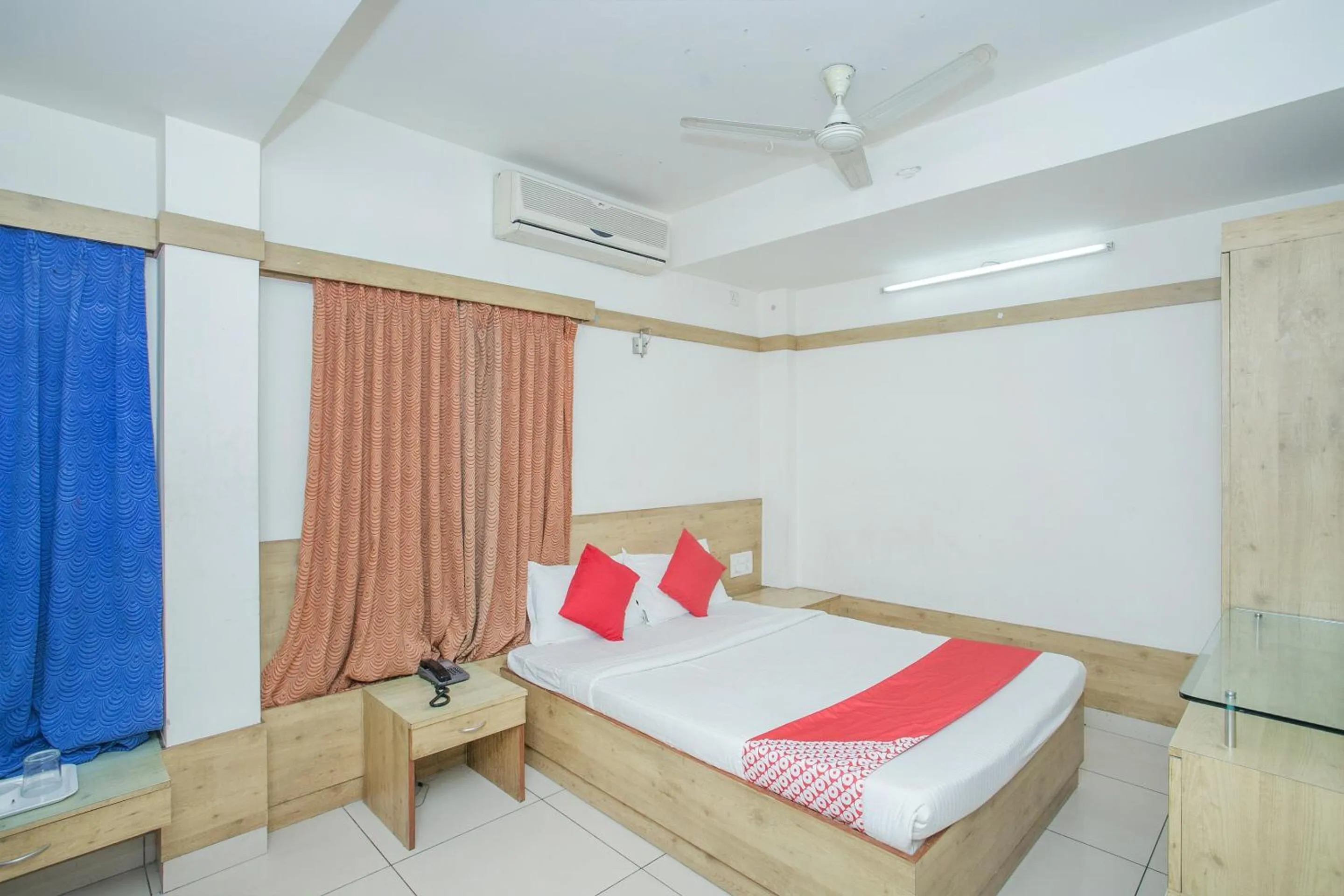 Bedroom, Bed in Hotel O ABHIMAANI COMFORTS