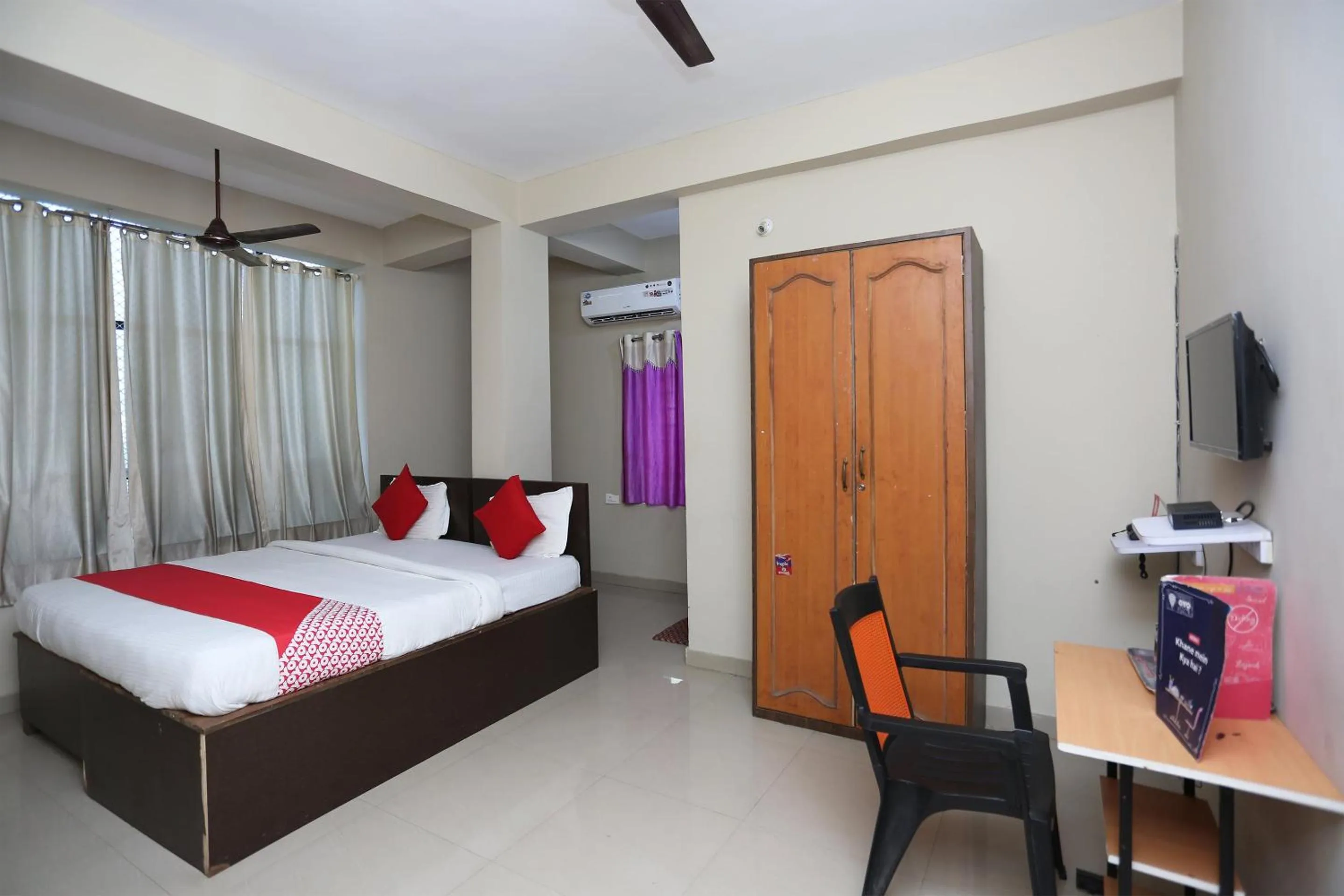 Bedroom, Bed in Hotel O Nilay classic