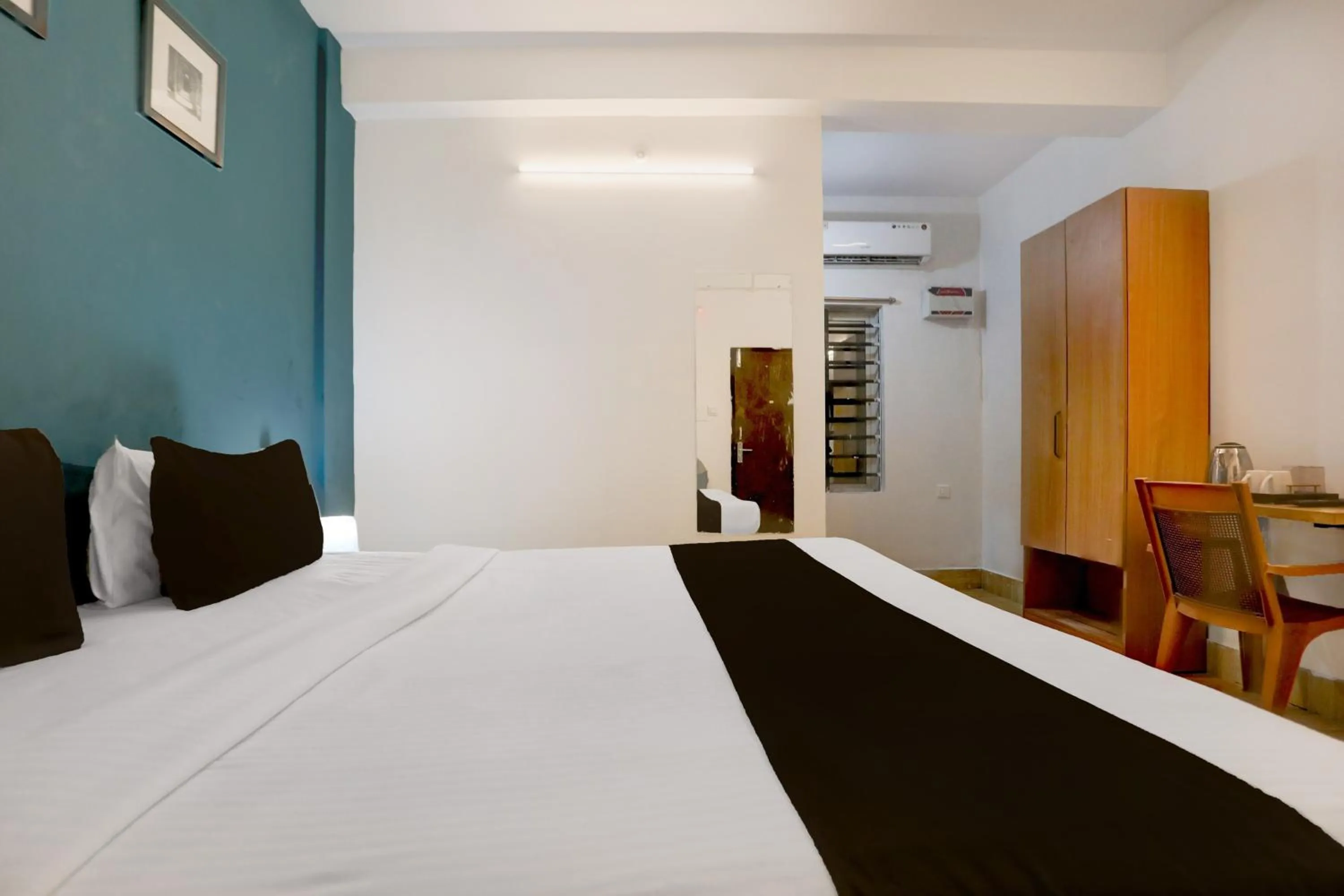 Bedroom, Bed in Collection O KIIT Square Bhubaneswar Formerly Nilay Classic