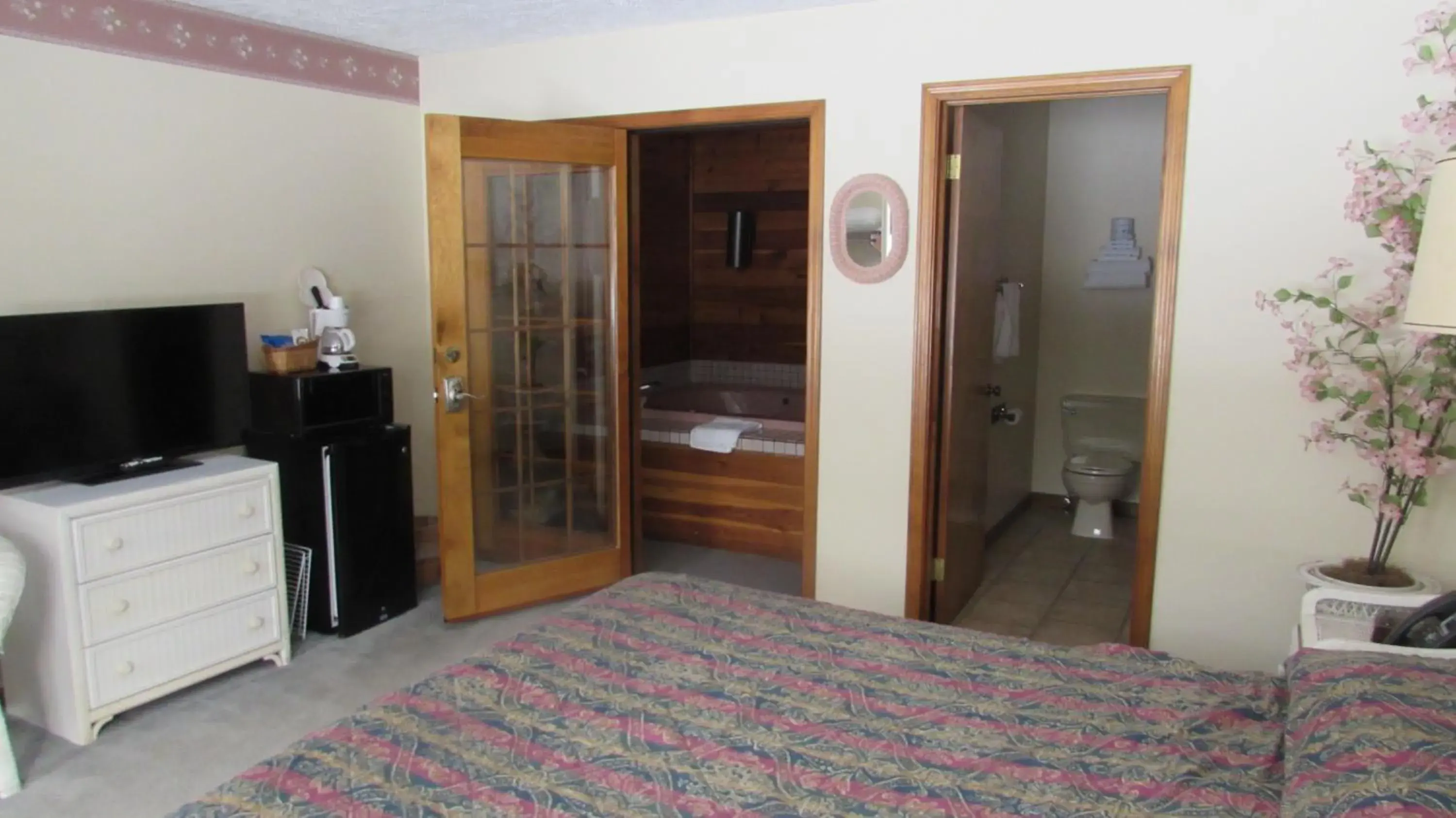 Large Single Room - single occupancy in Woodland Motor Lodge Large Single Room - single occupancy in Woodland Motor Lodge