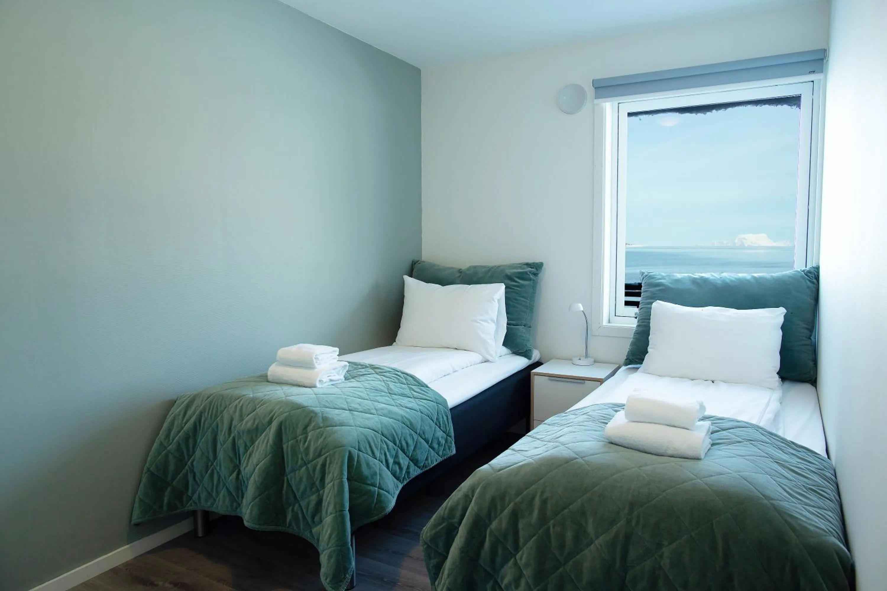 Bed in Lyngen Experience Apartments