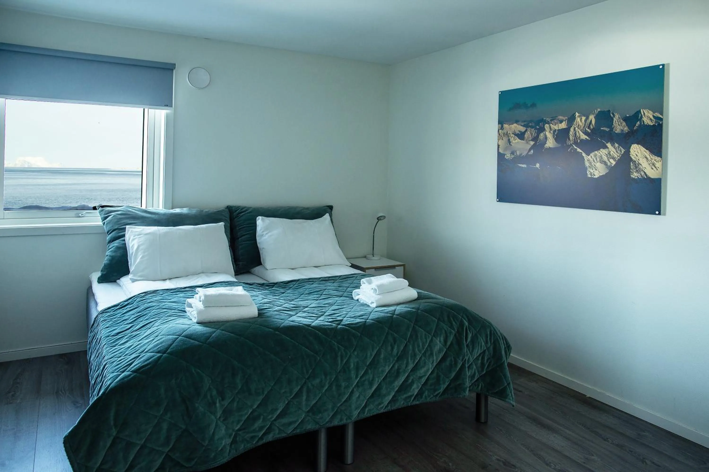 Bed in Lyngen Experience Apartments