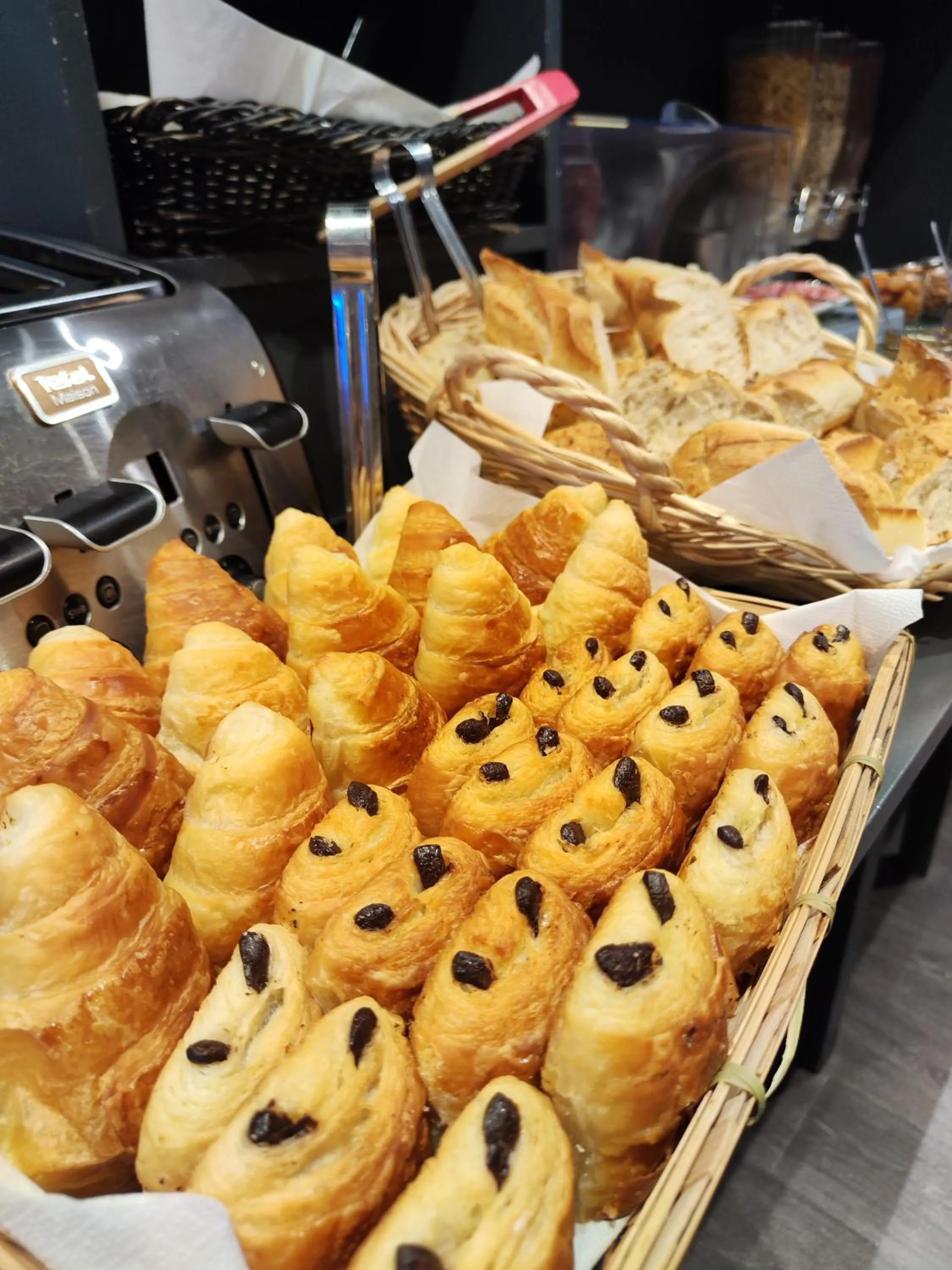 Breakfast in Hôtel des Alpes