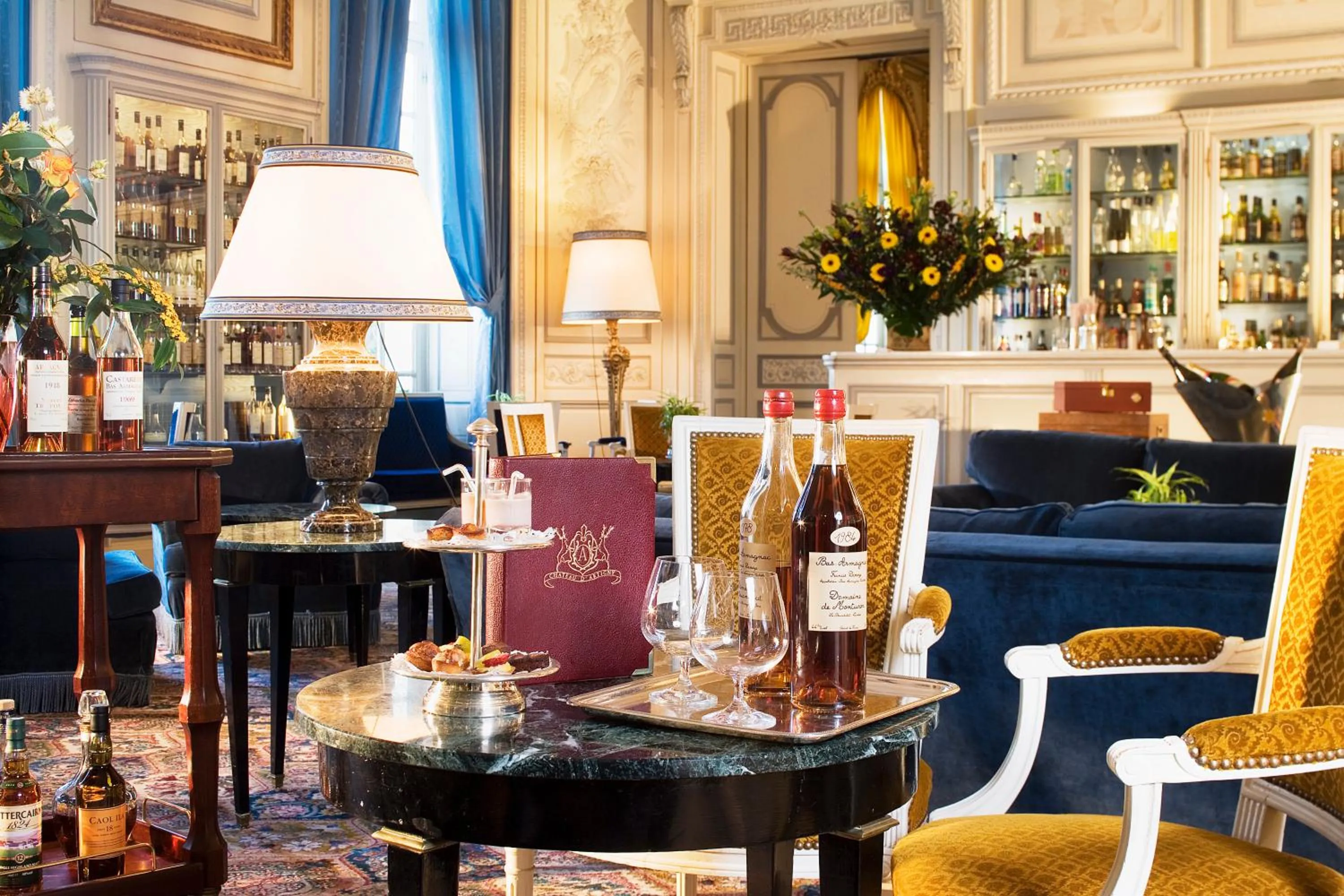 Lounge or bar in Château D'artigny