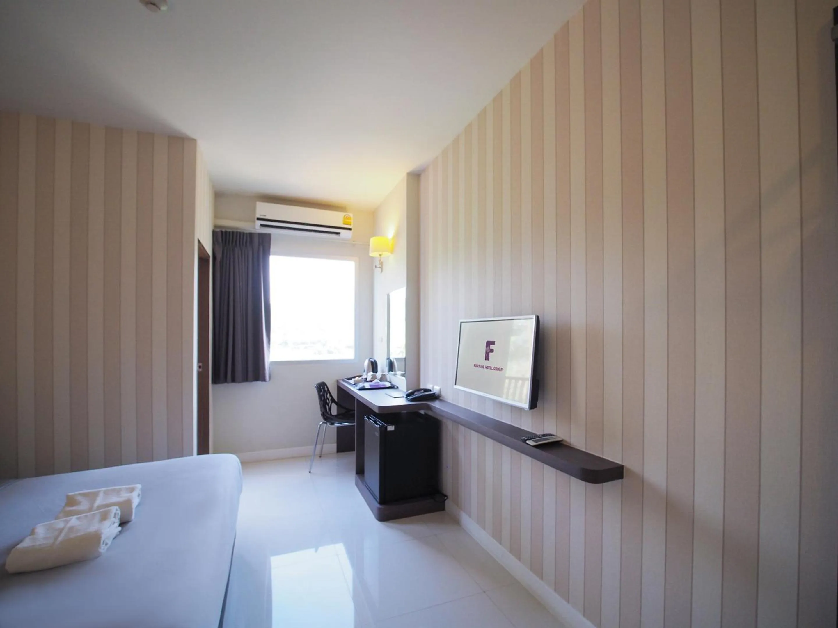 Guests, Bed in Fortune D Plus Hotel Khaoyai