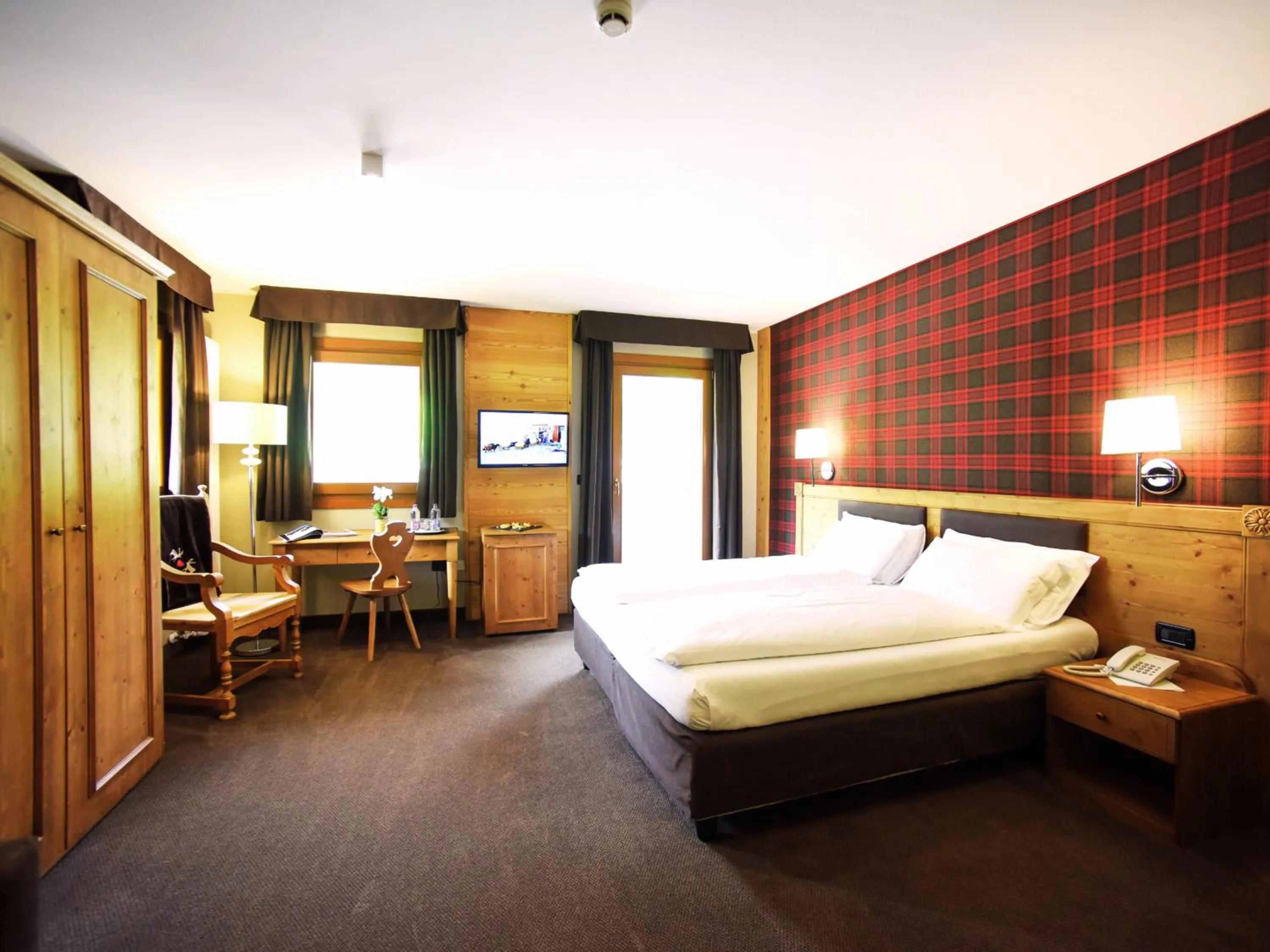 Photo of the whole room, Bed in Hotel Orso Grigio