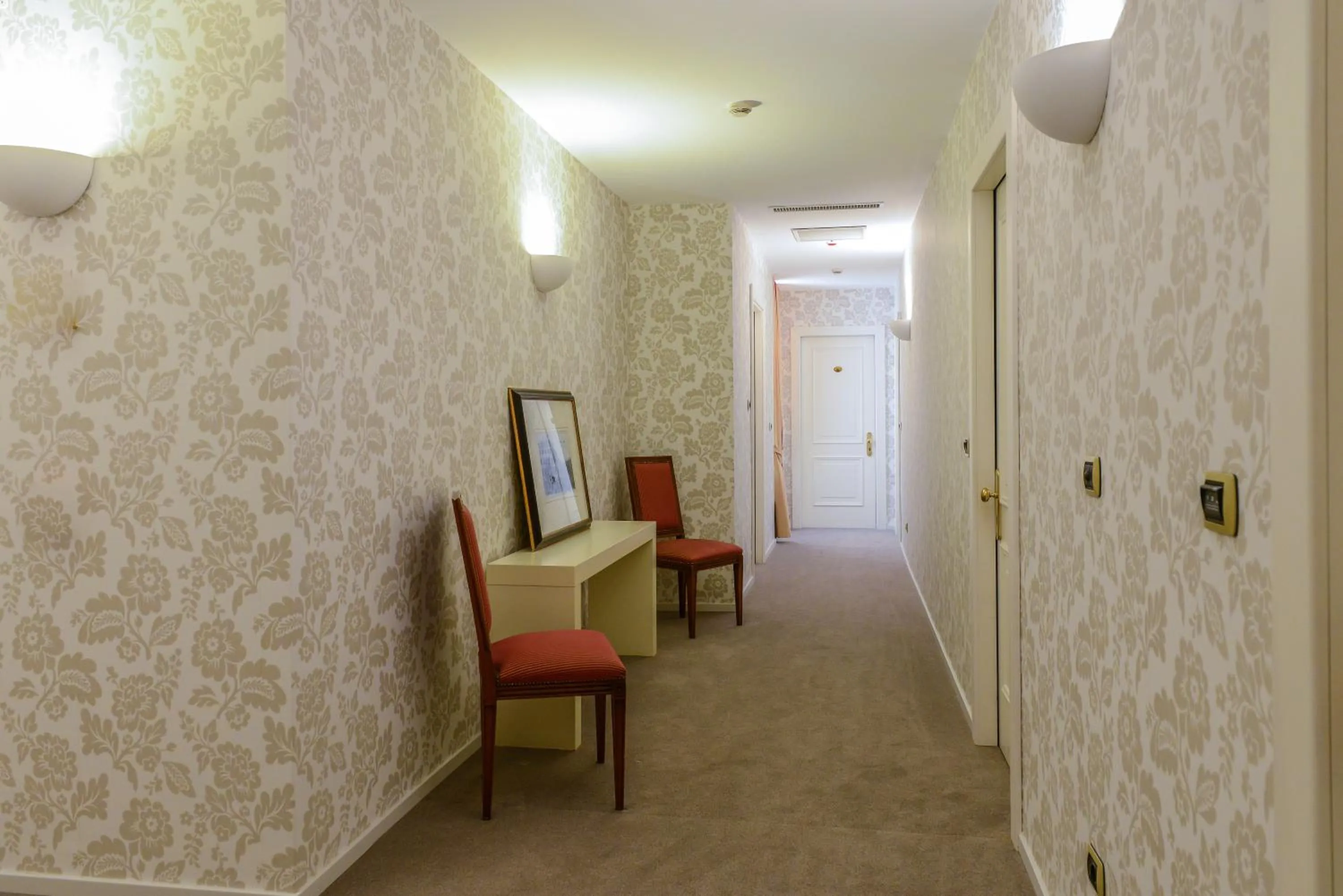 Decorative detail in Albergo Alla Posta