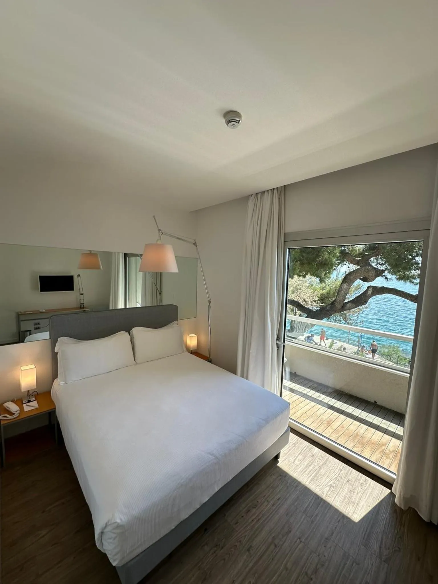 View (from property/room), Bed in Hotel Miramare - Adults Only con Private Spa