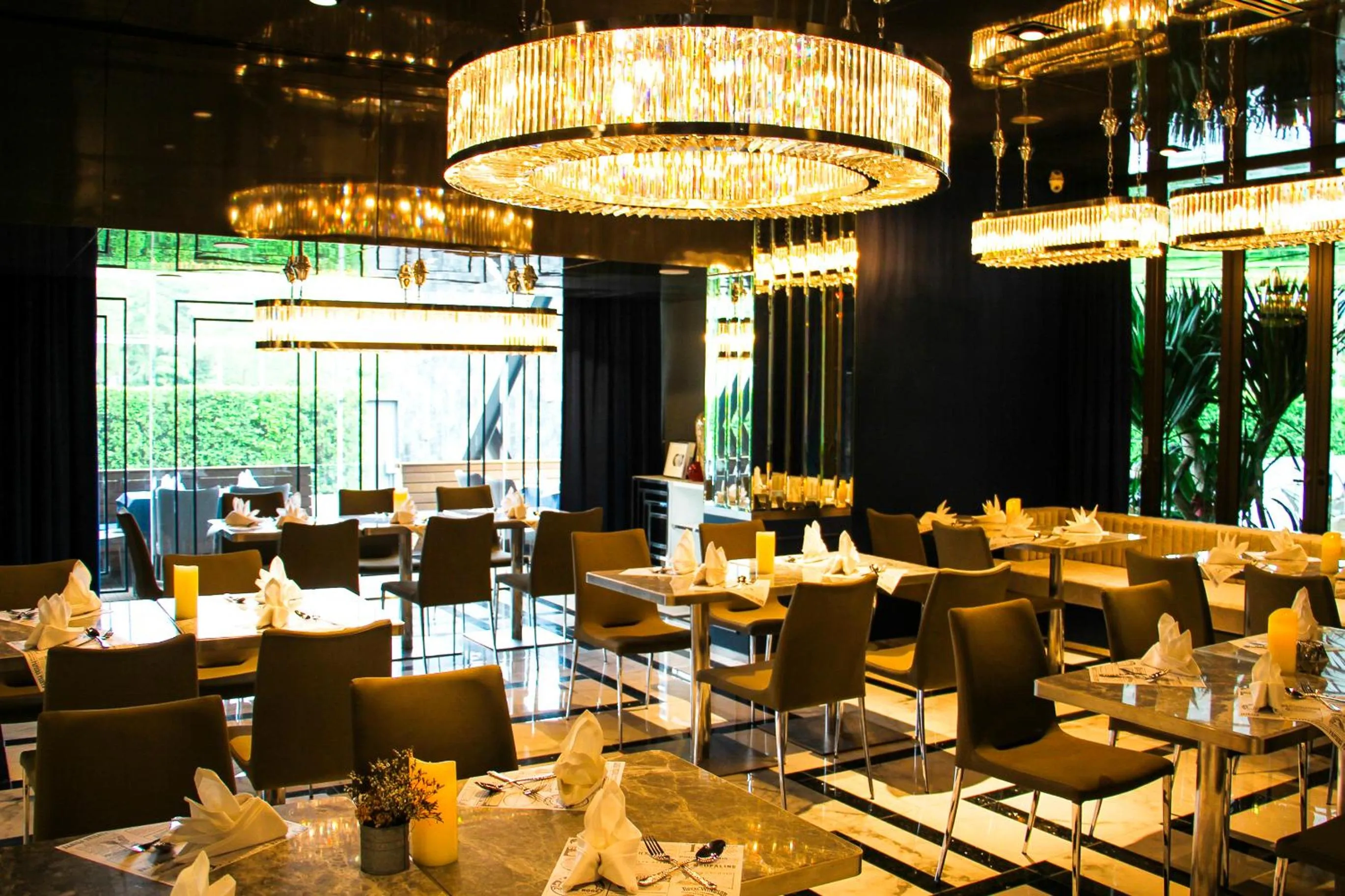 Restaurant/places to eat in Glam Habitat - SHA Extra Plus