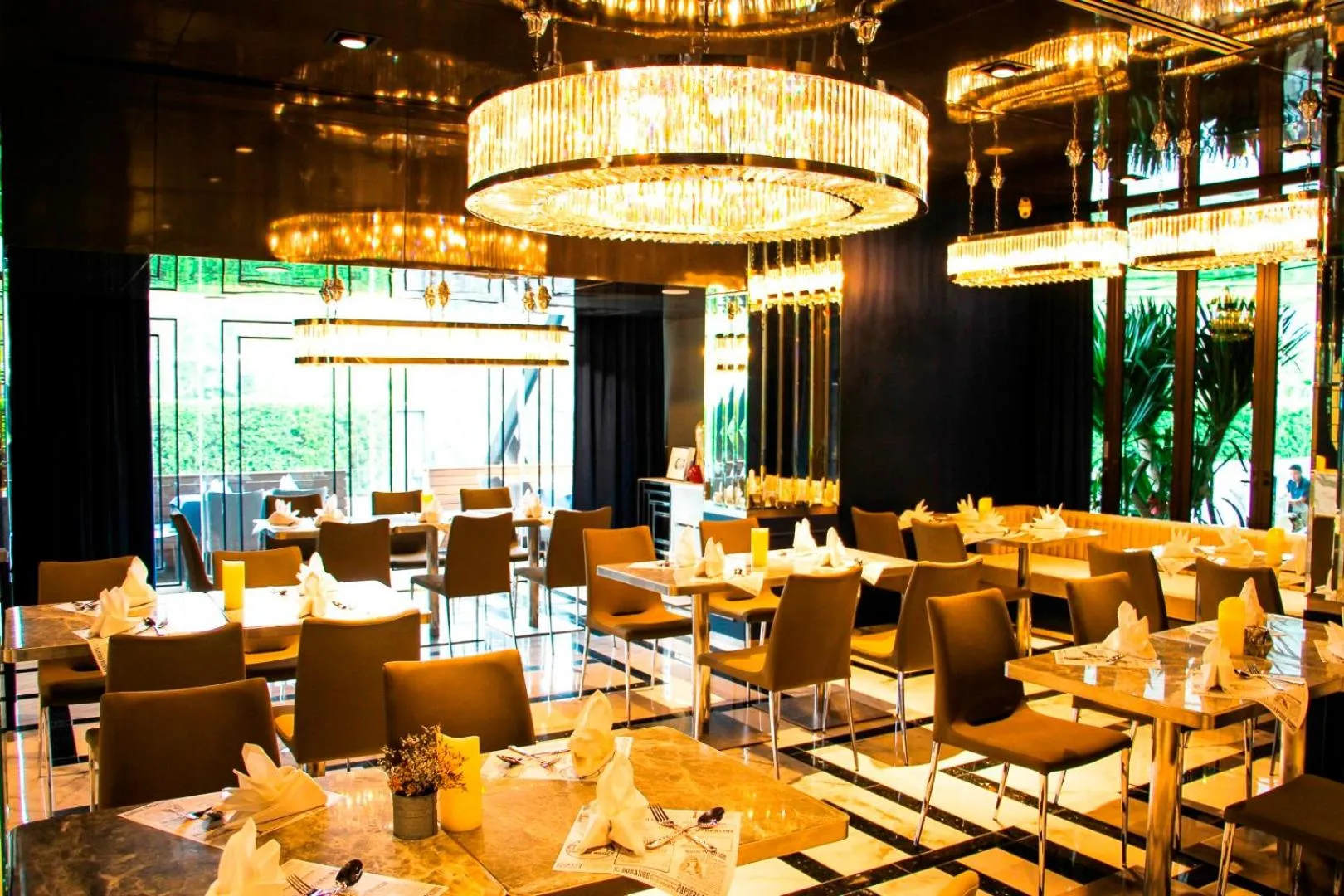 Restaurant/places to eat in Glam Habitat - SHA Extra Plus