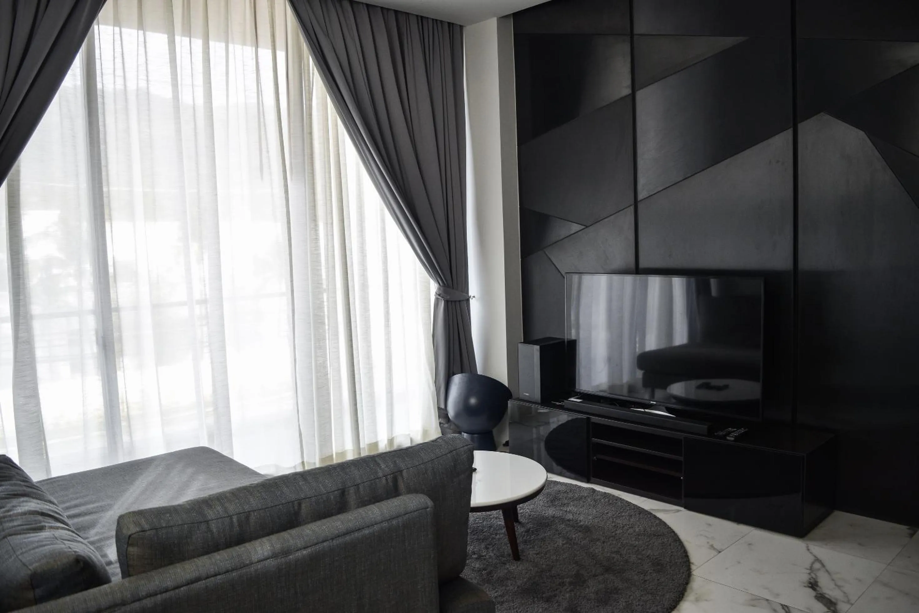 TV and multimedia in Glam Habitat - SHA Extra Plus