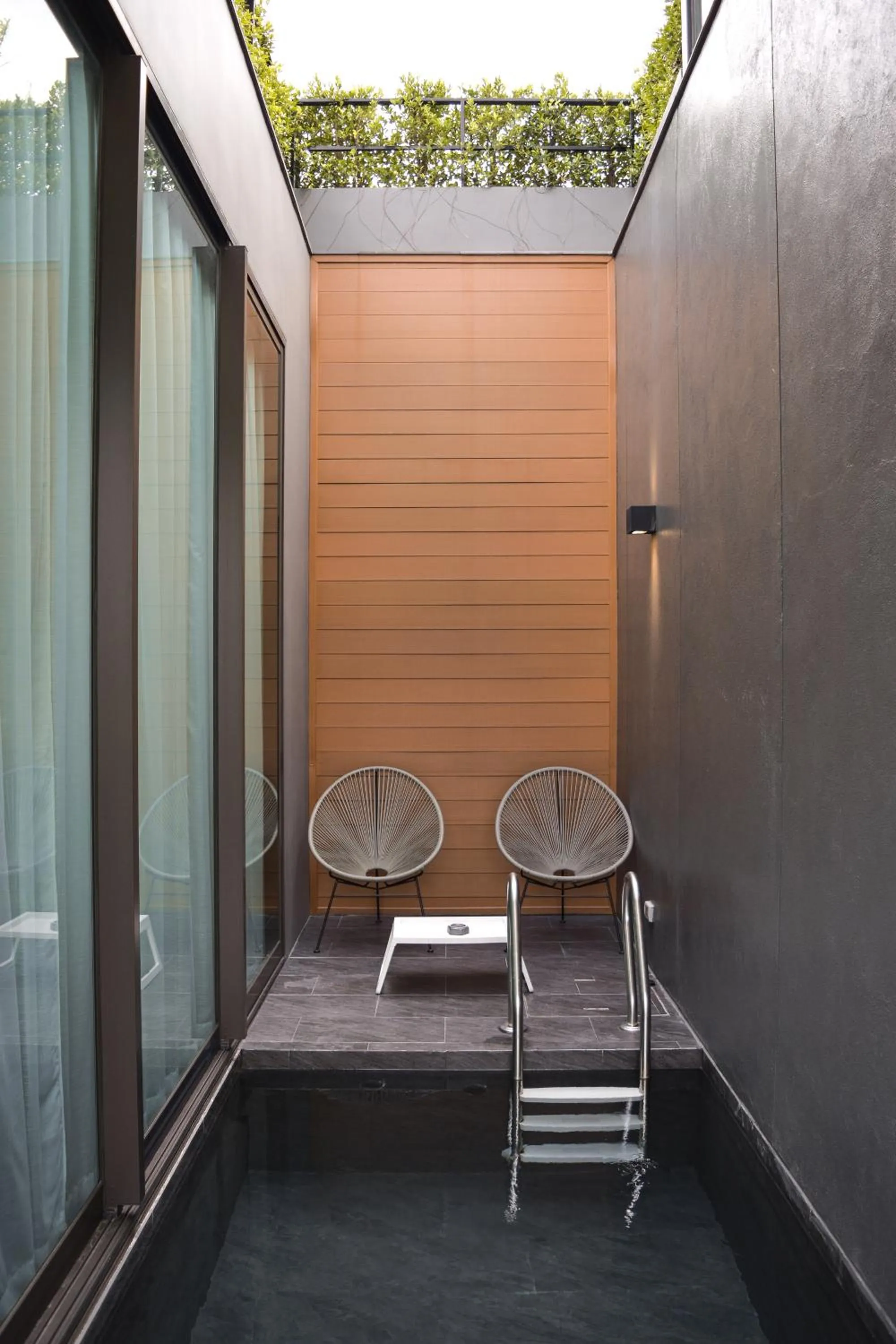 Other in Glam Habitat - SHA Extra Plus