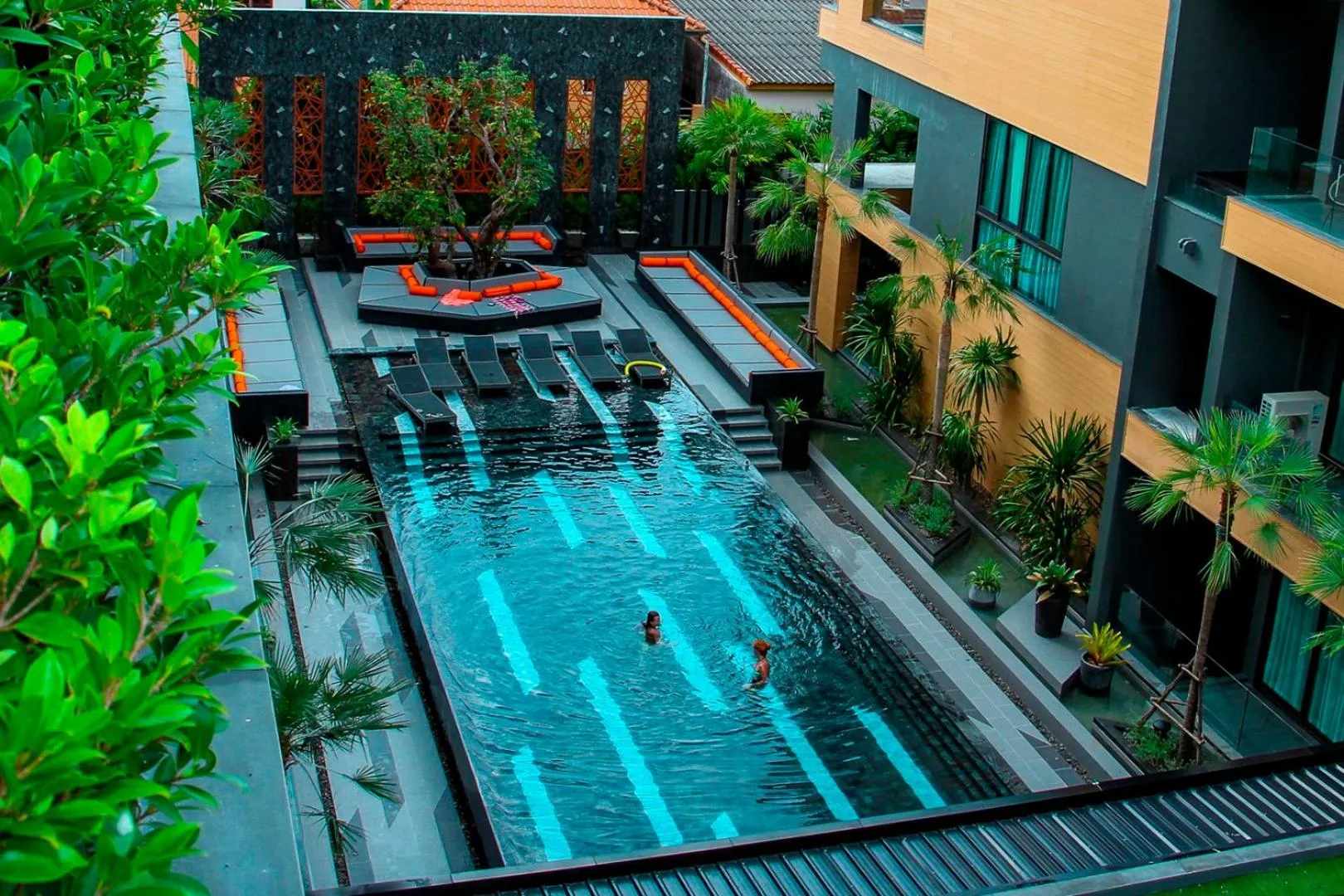 Swimming pool in Glam Habitat - SHA Extra Plus