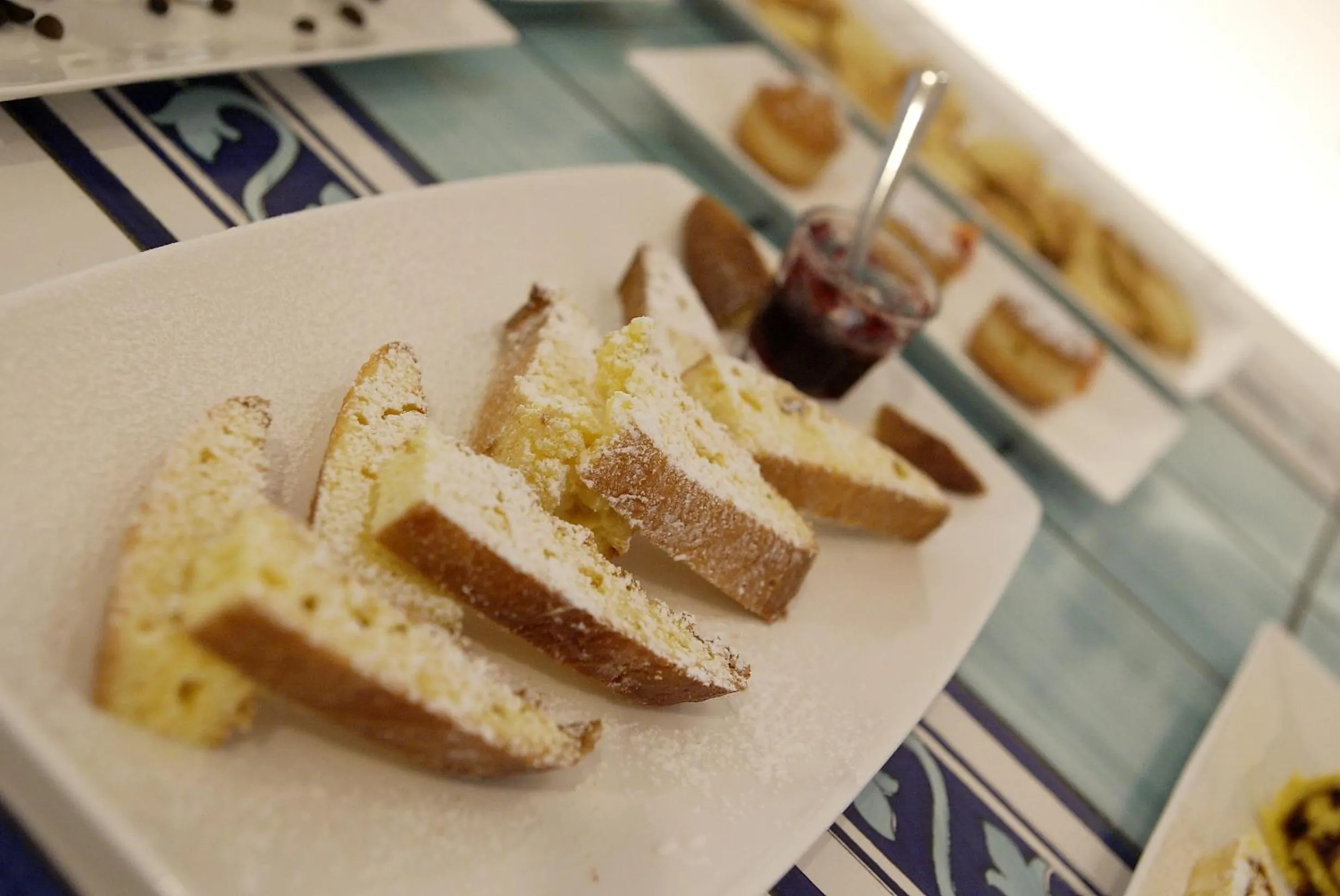 Buffet breakfast in Hotel Luxor