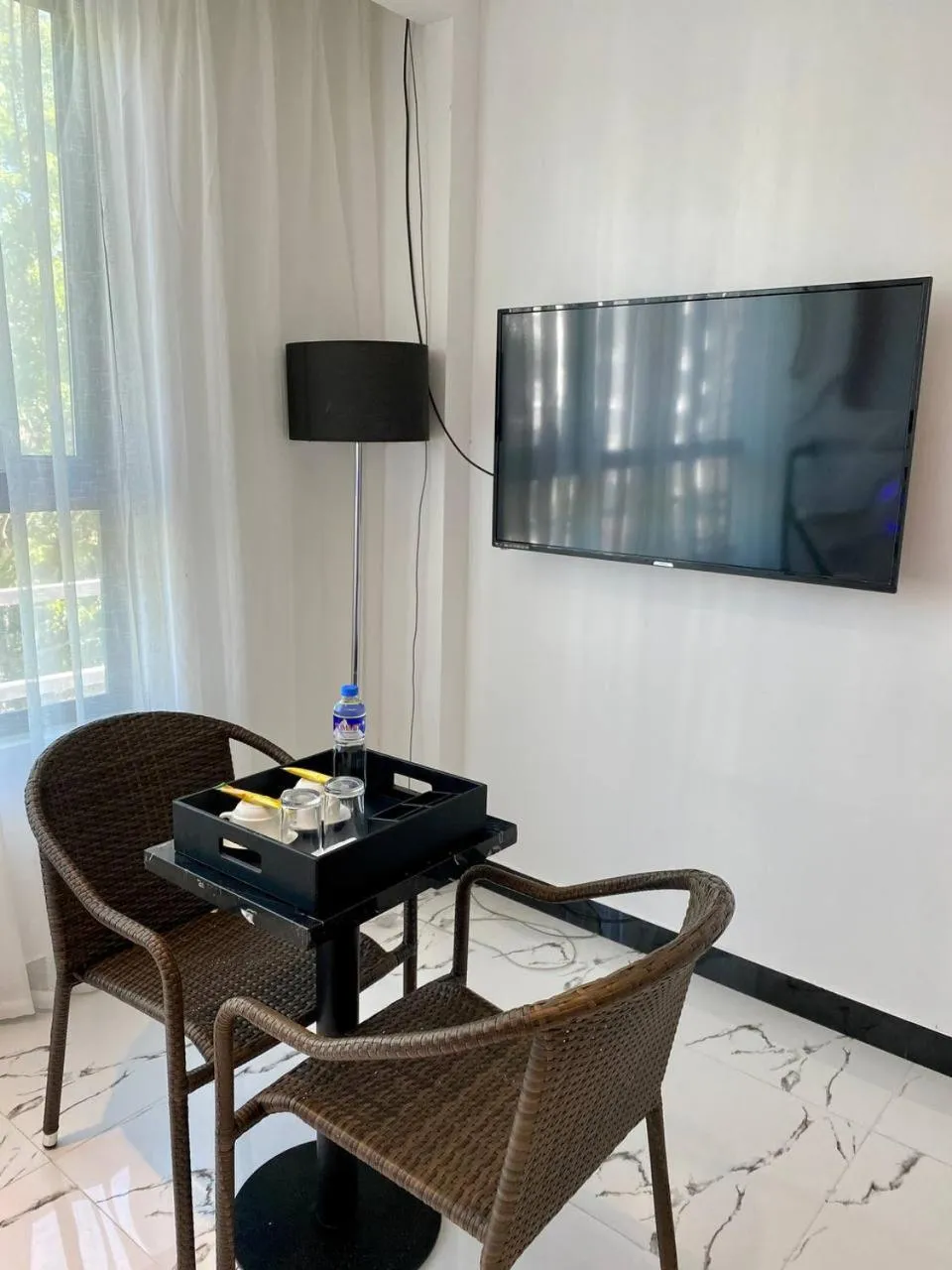 Communal lounge/ TV room in Hotel Seoul