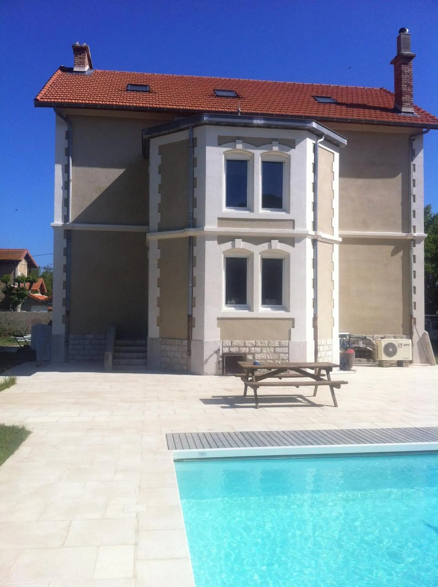 Pool view in Maébrilu Camargue Provence