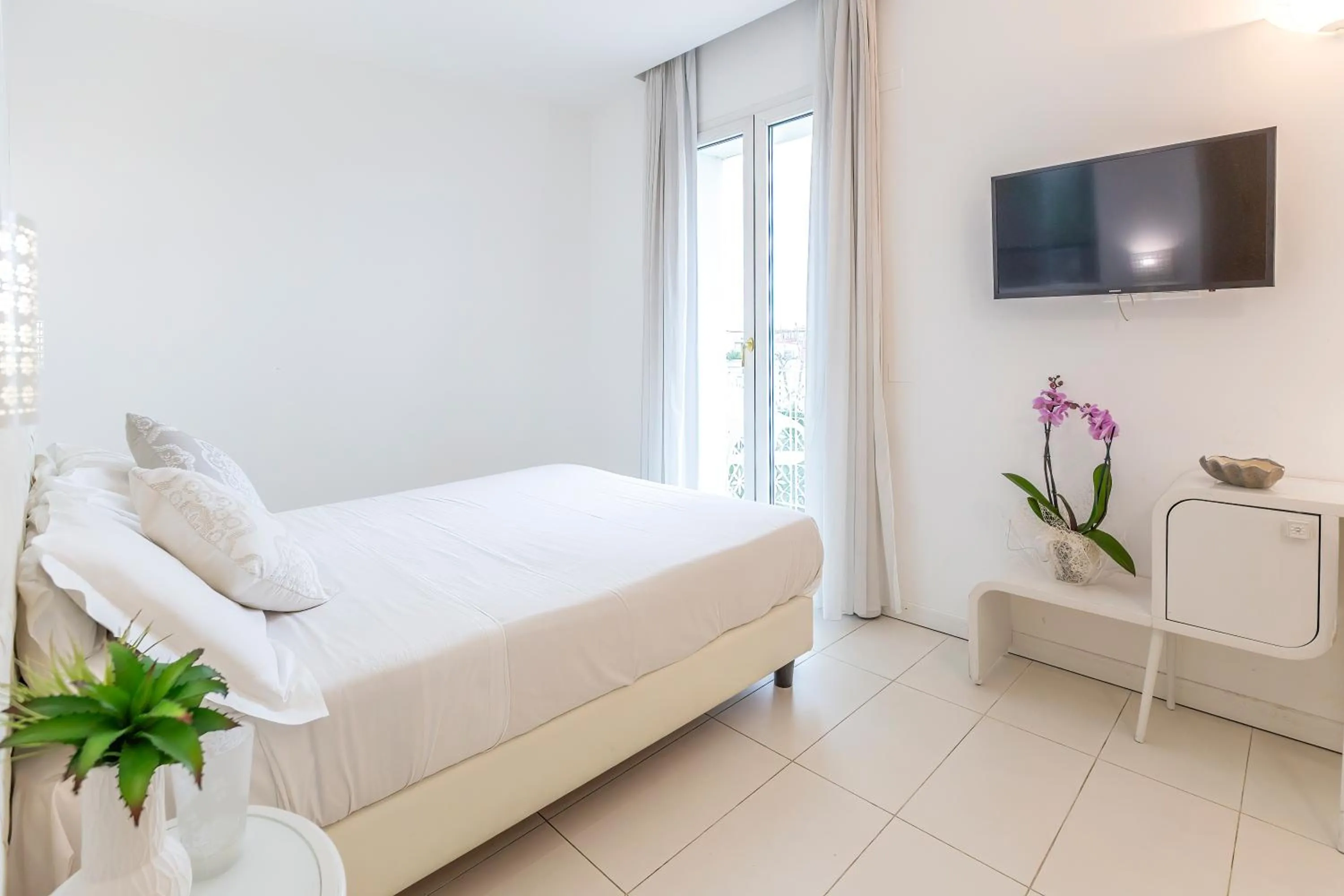 Bedroom, Bed in Hotel Al Cavallino Bianco