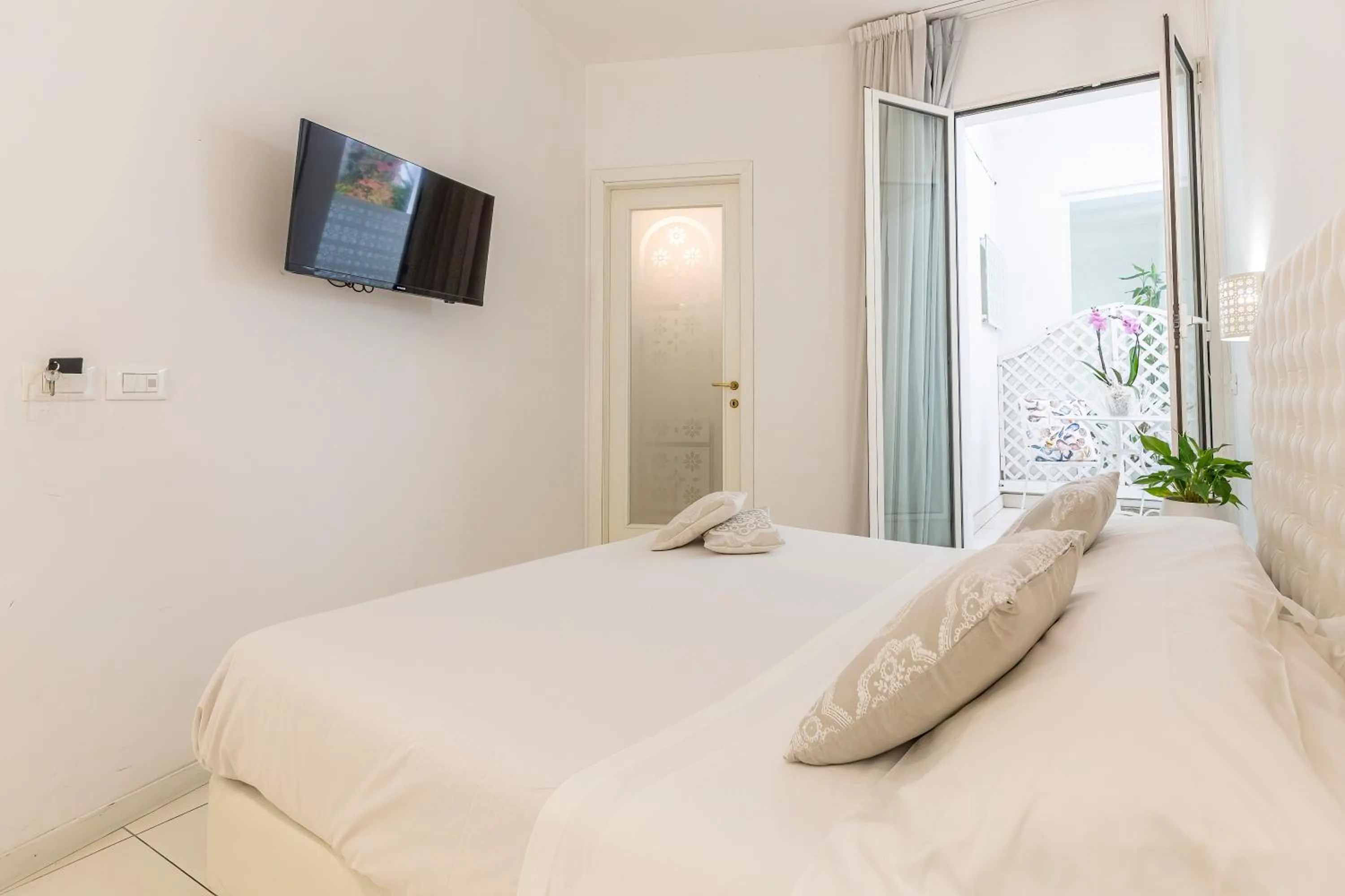 Bedroom, Bed in Hotel Al Cavallino Bianco