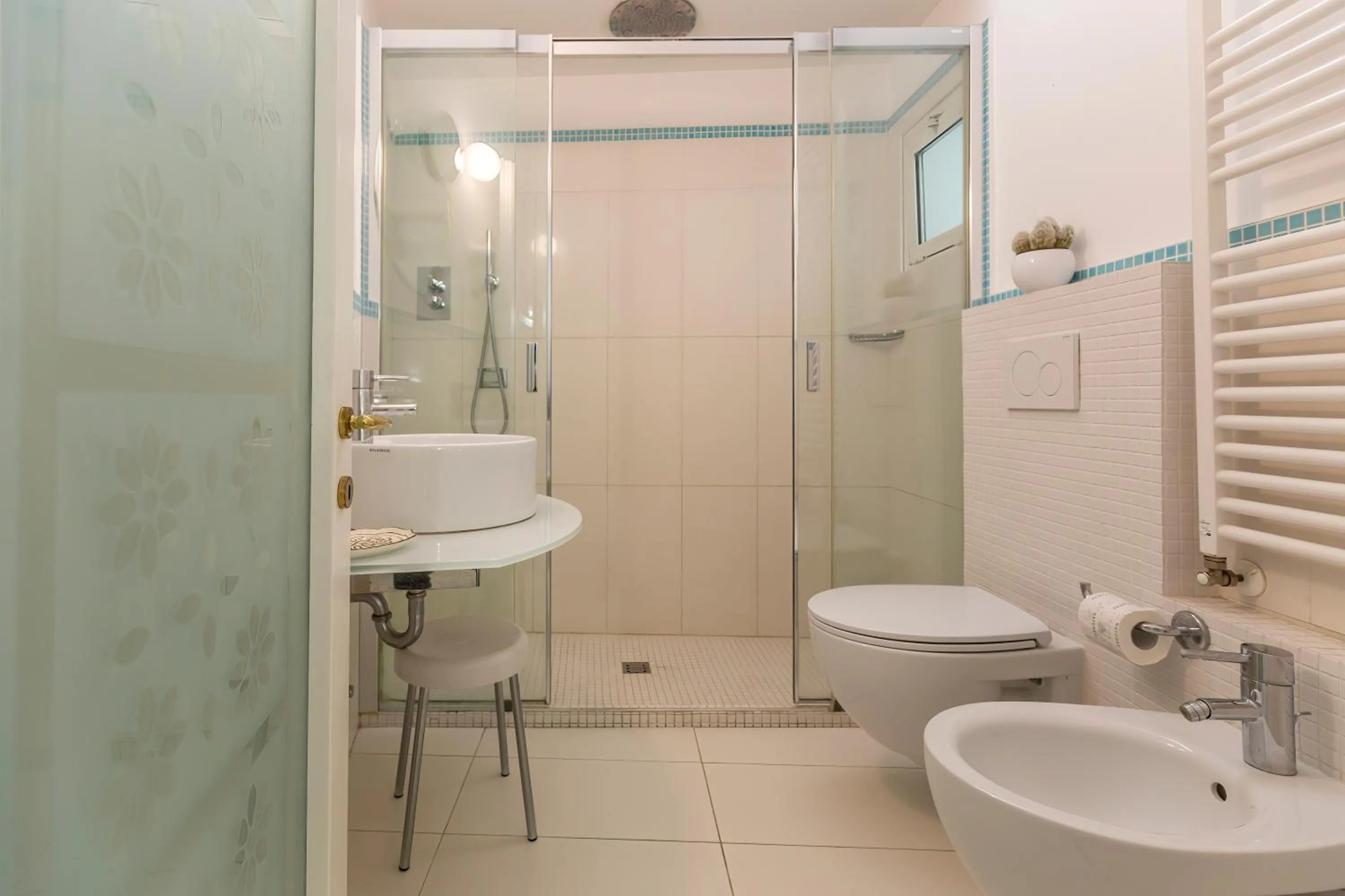 Bathroom in Hotel Al Cavallino Bianco