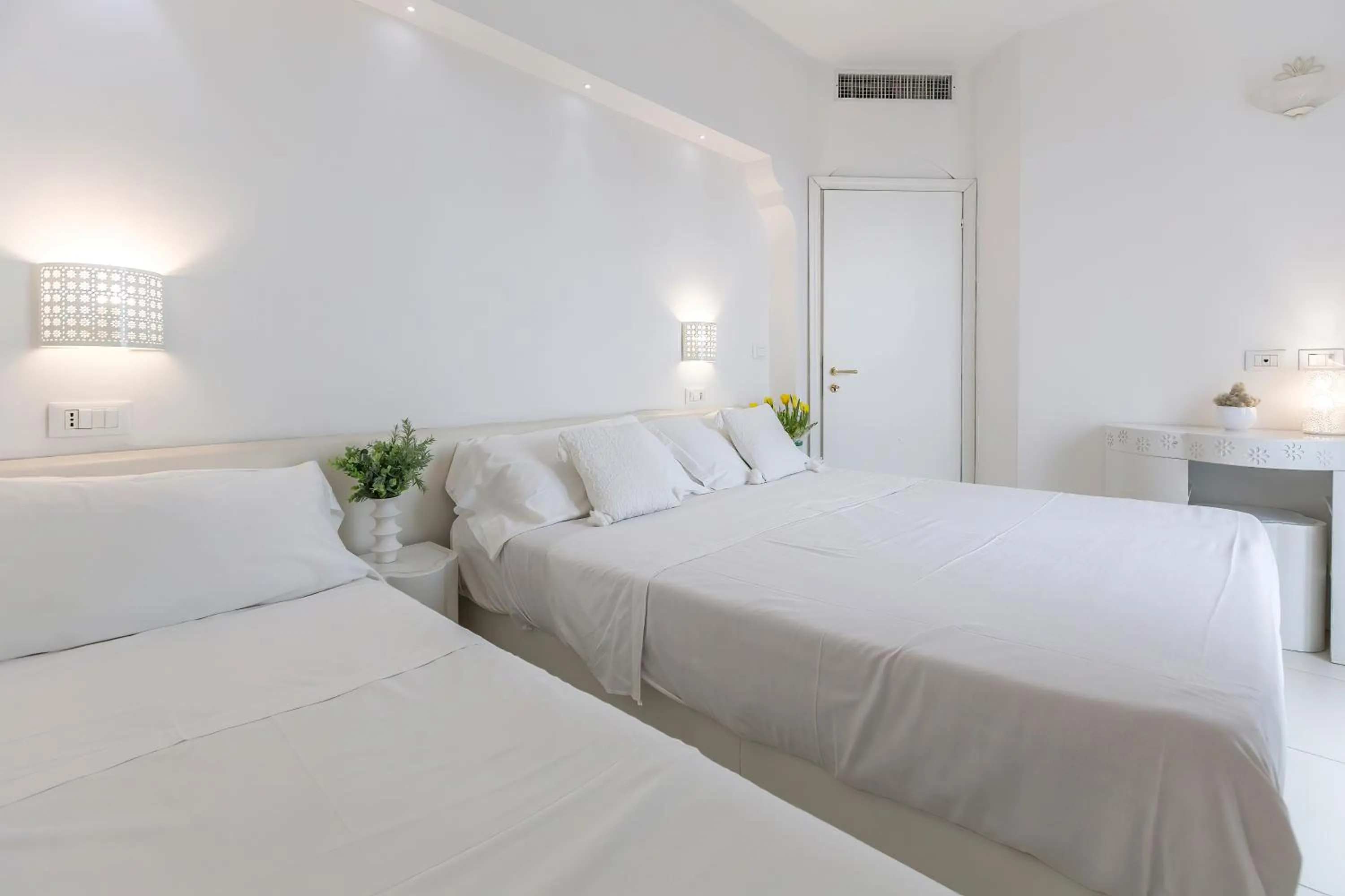 Bedroom, Bed in Hotel Al Cavallino Bianco