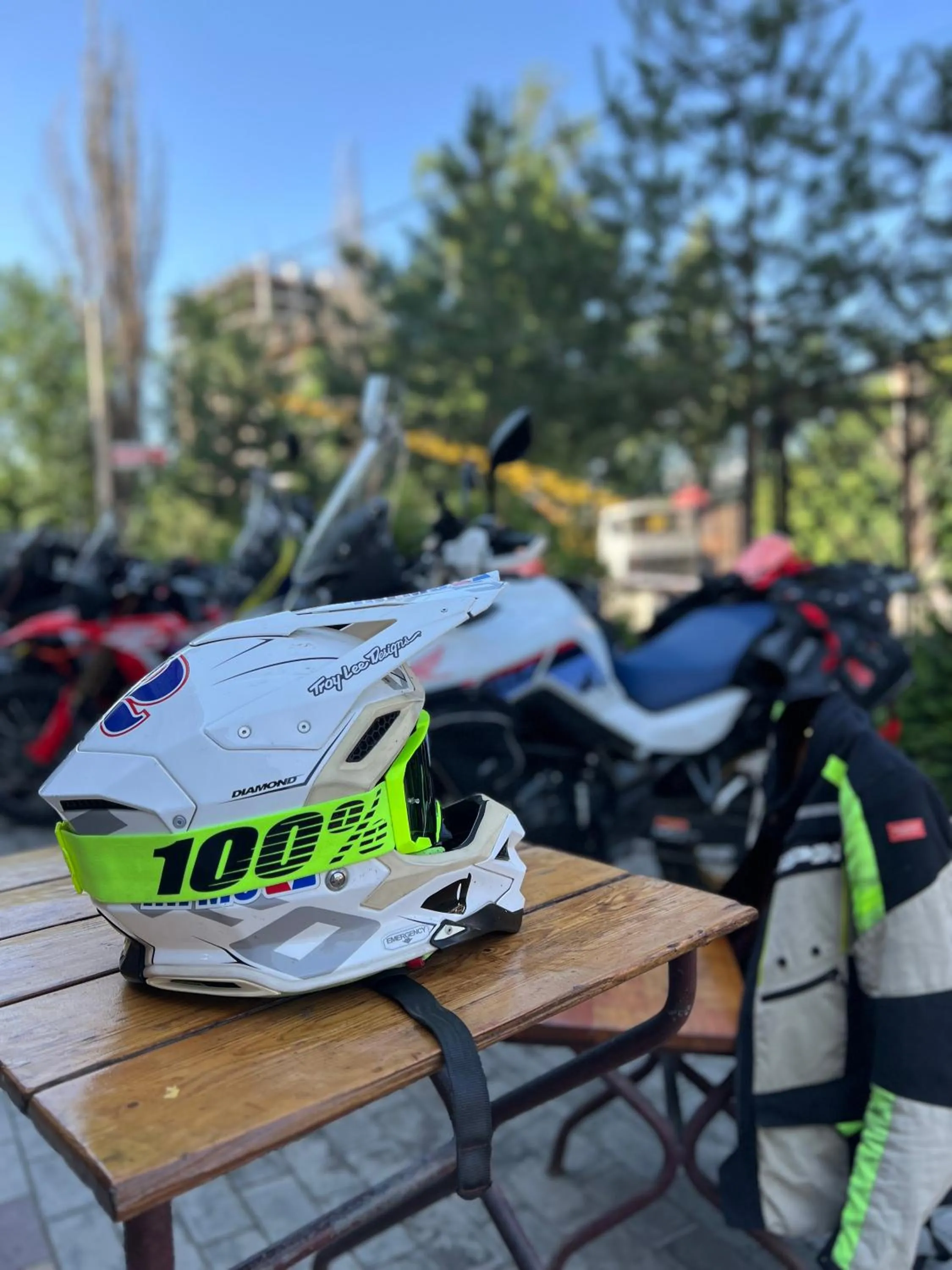 Property building in Salut Hotel