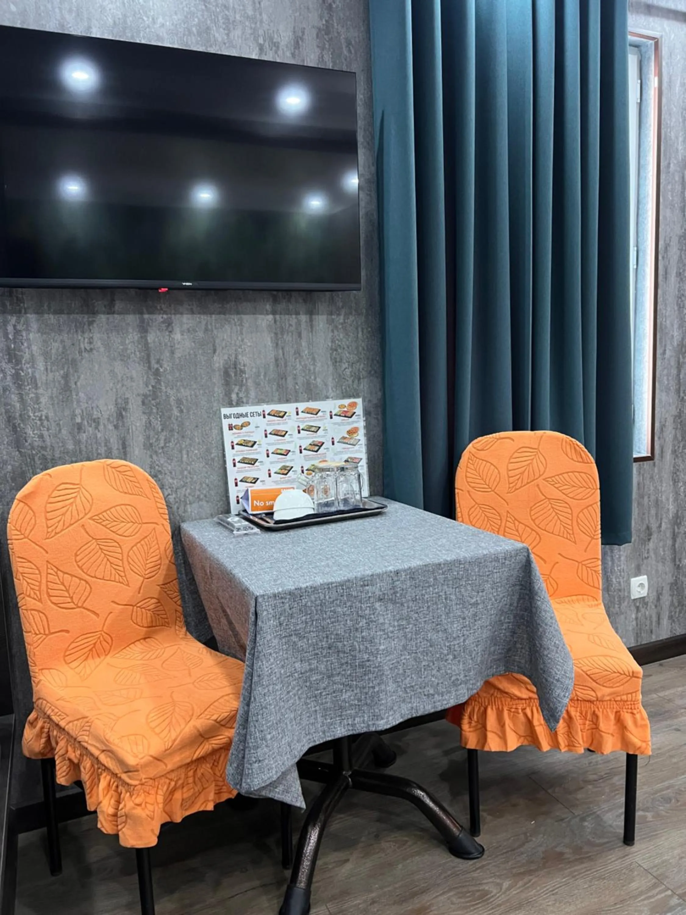 Dining area in Salut Hotel