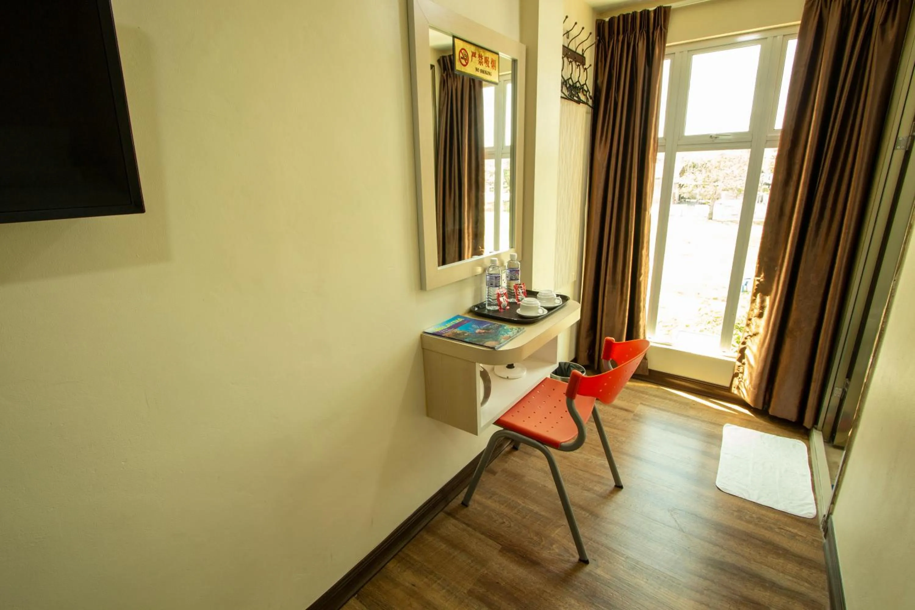 Seating area in Expo Hotel