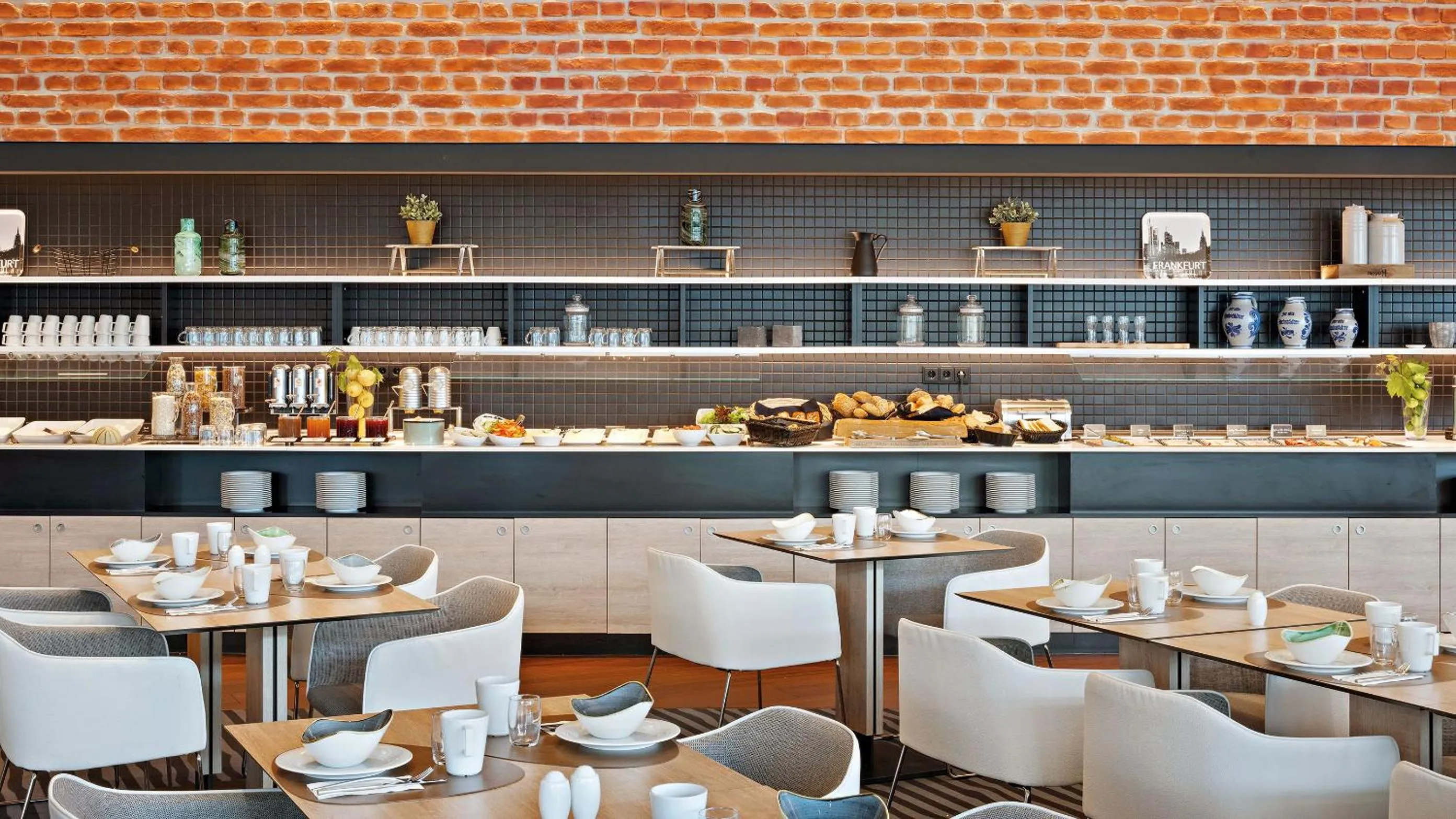 Breakfast in Hey Lou Hotel Frankfurt Airport