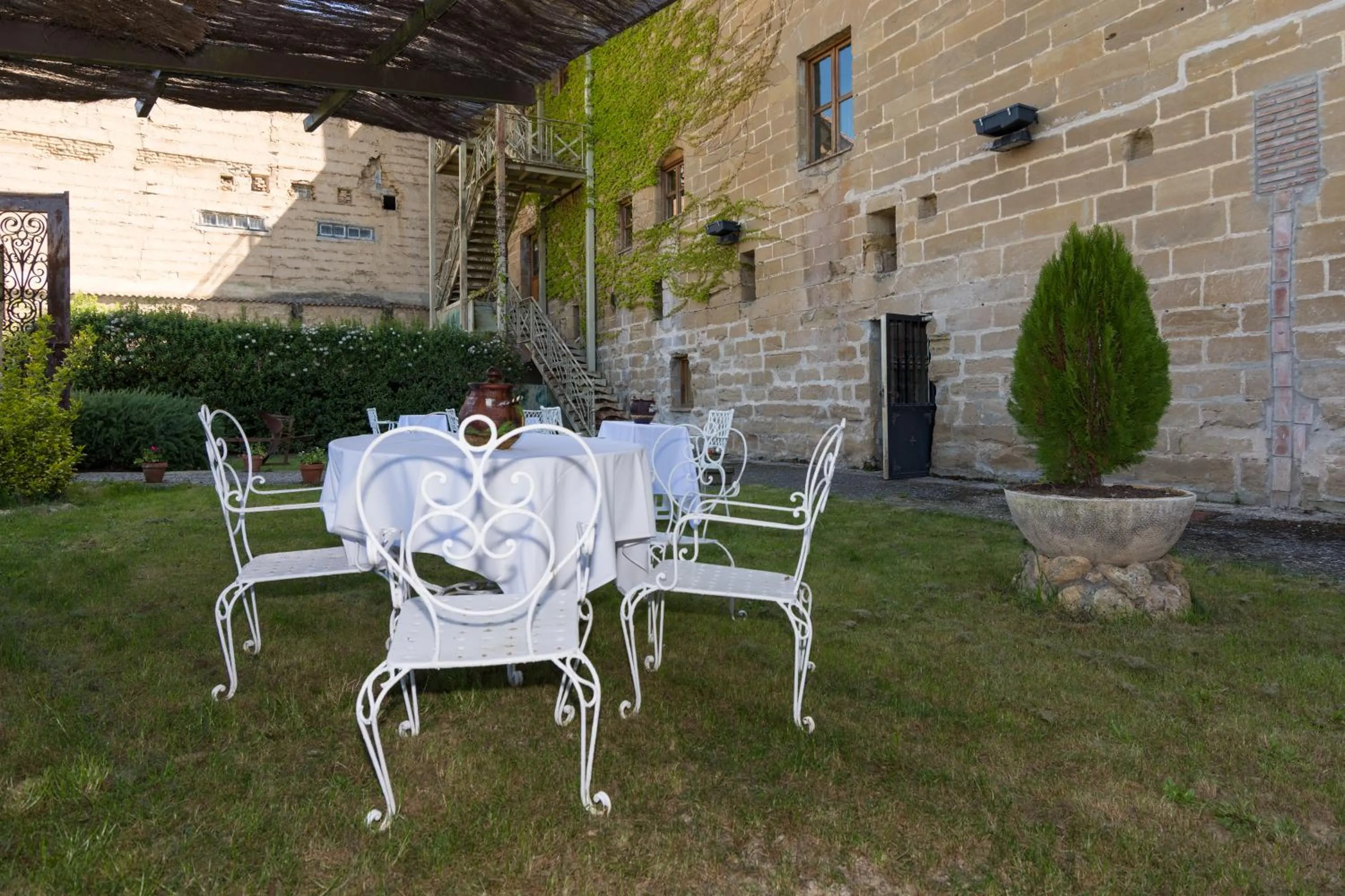 Patio in Hospedería Señorío de Casalarreina