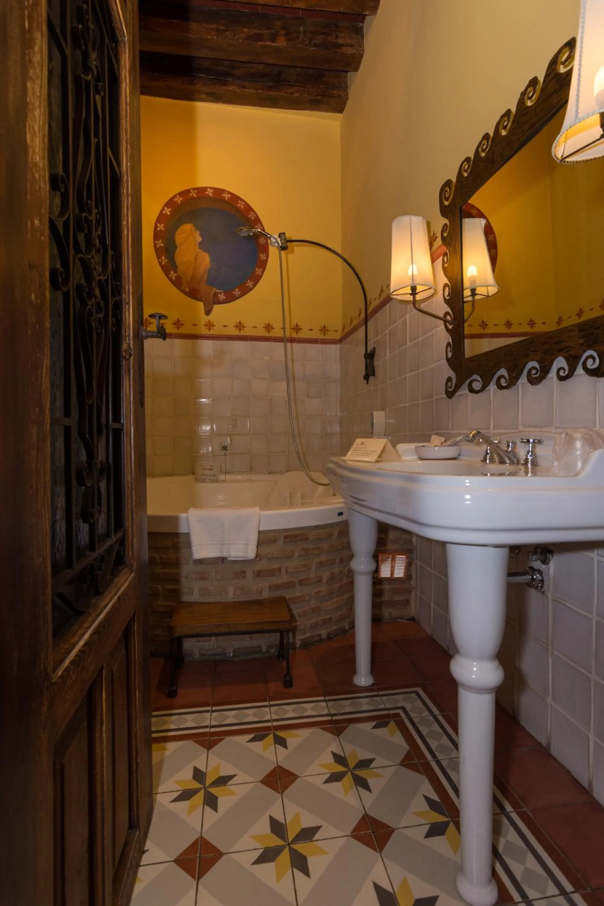 Bathroom in Hospedería Señorío de Casalarreina