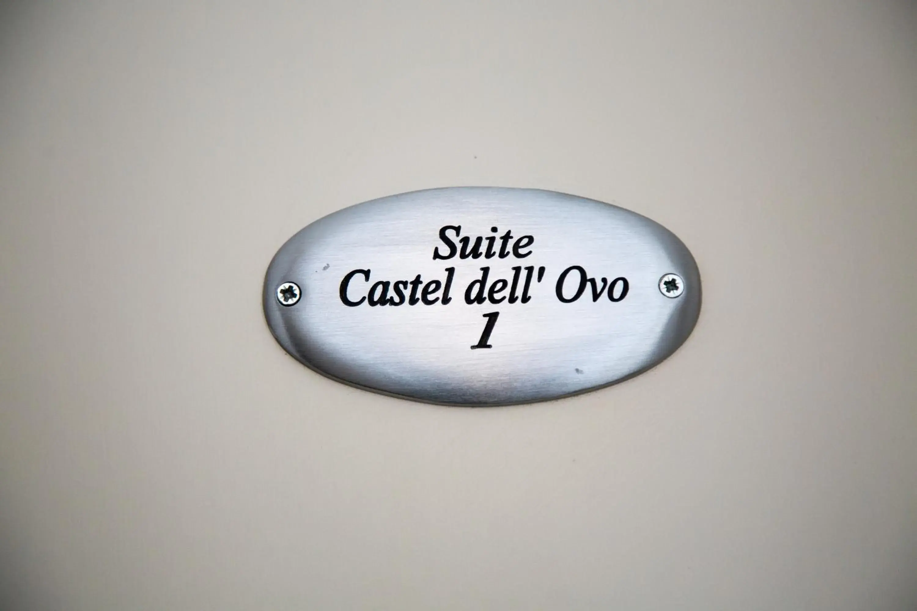 Deluxe Queen Room - single occupancy in Chiaia Suites Deluxe Queen Room - single occupancy in Chiaia Suites