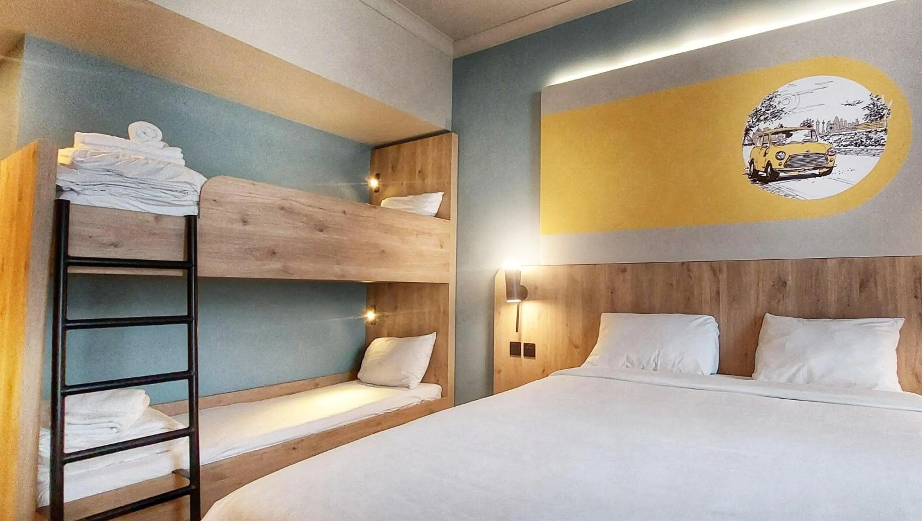 Photo of the whole room, Bed in B&B HOTEL London Heathrow