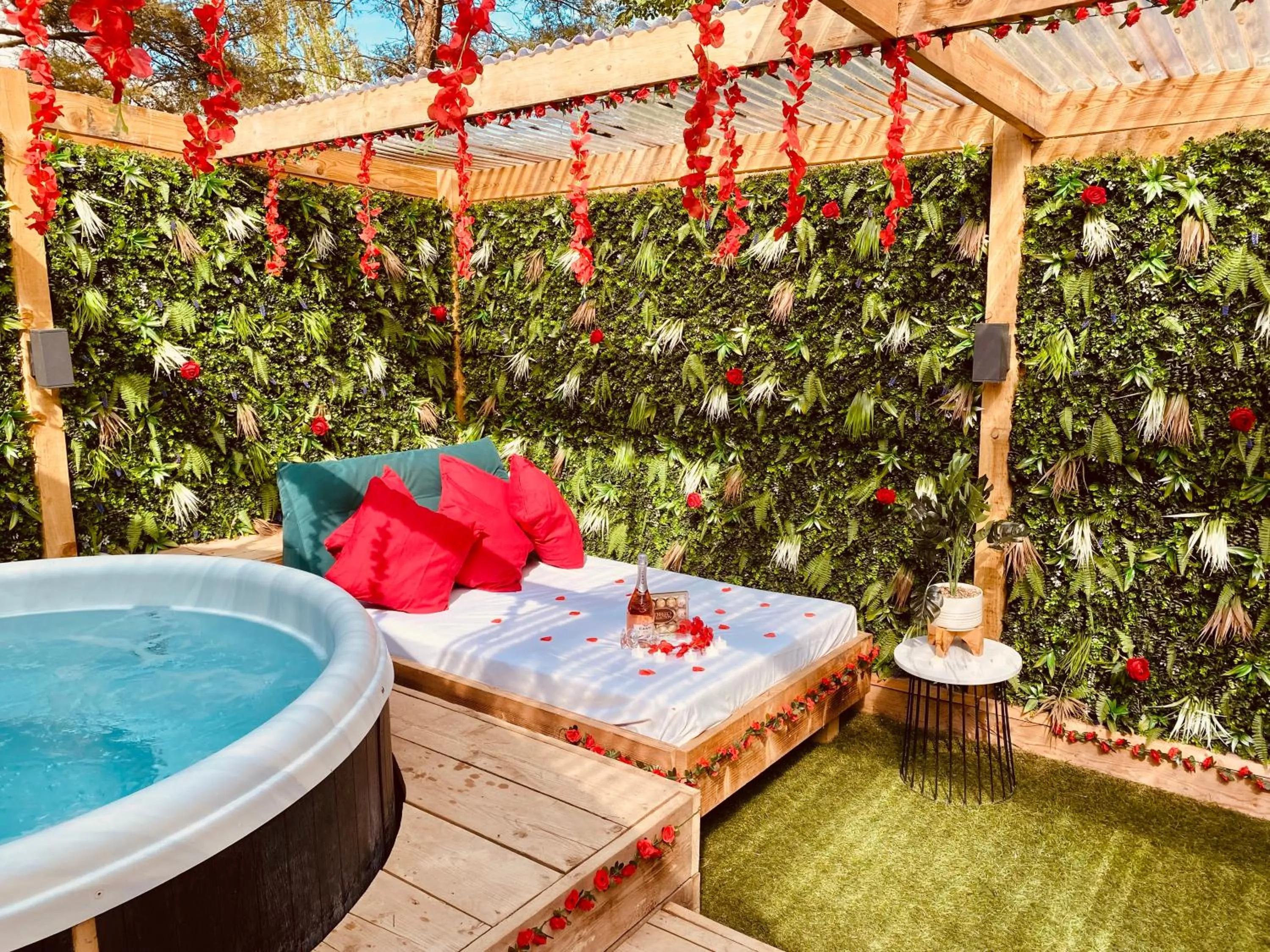 Woodlakes Park By Liv Retreats