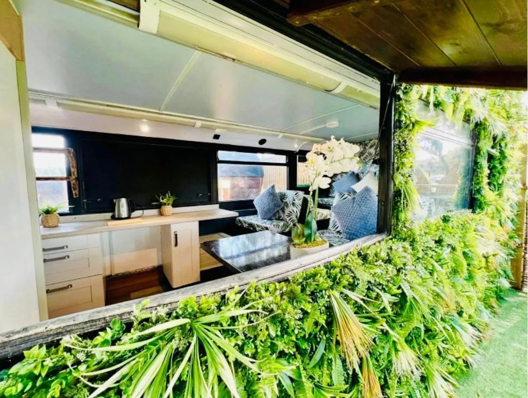 Woodlakes Park By Liv Retreats