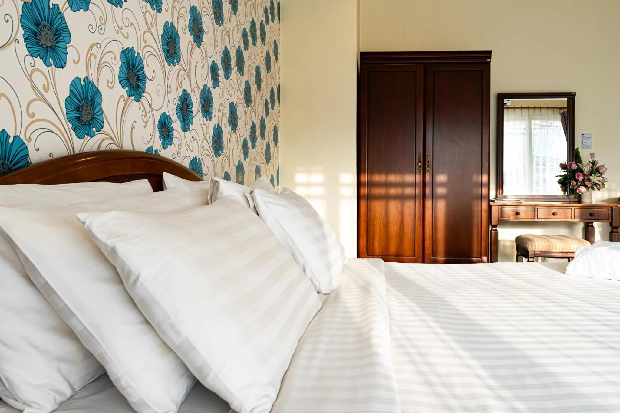 Bed in Alisa Krabi Hotel-SHA Plus