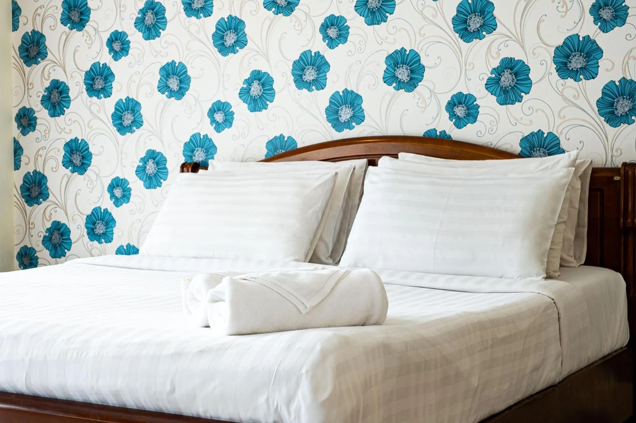 Bed in Alisa Krabi Hotel-SHA Plus