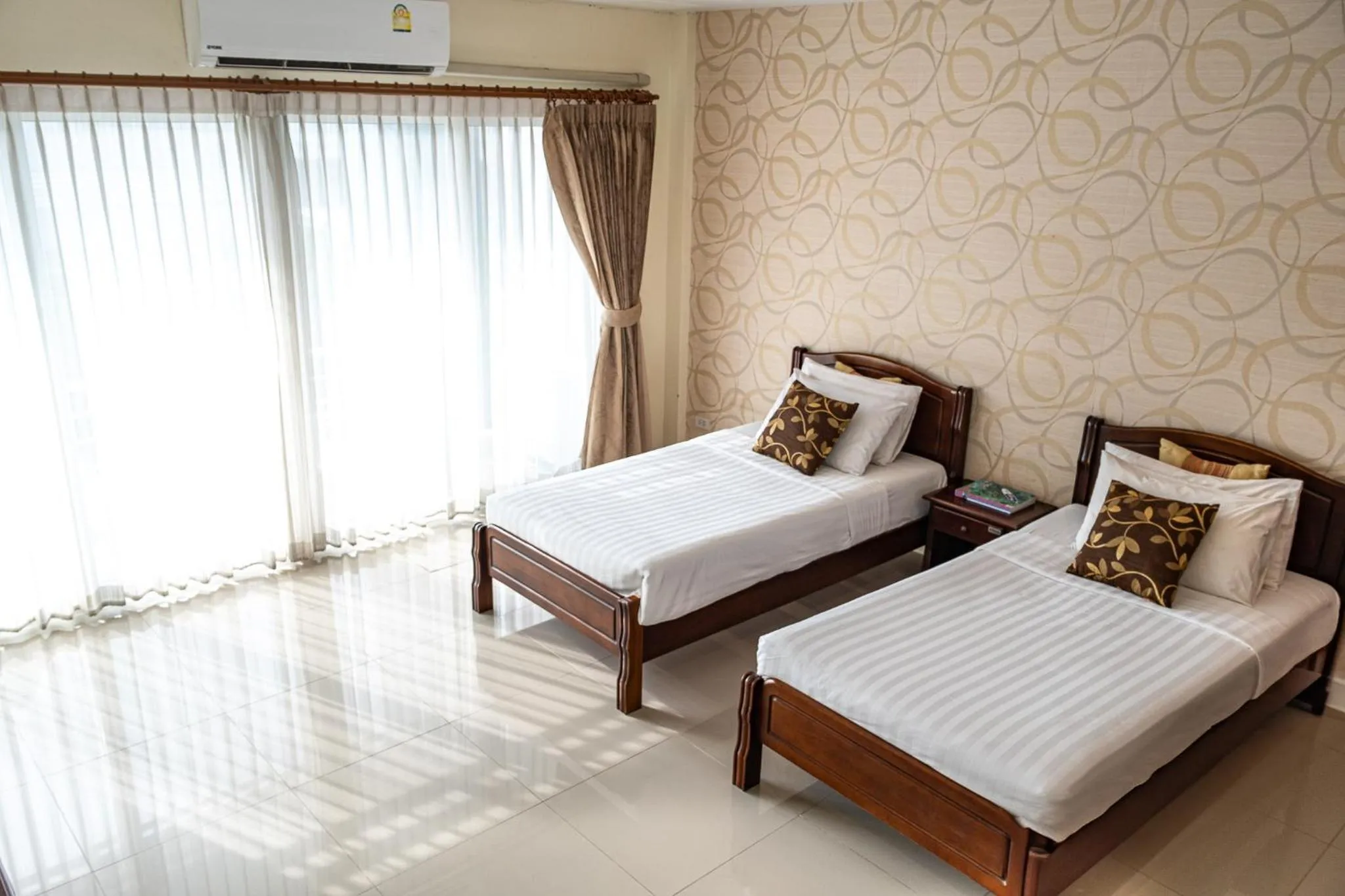 Bed in Alisa Krabi Hotel-SHA Plus