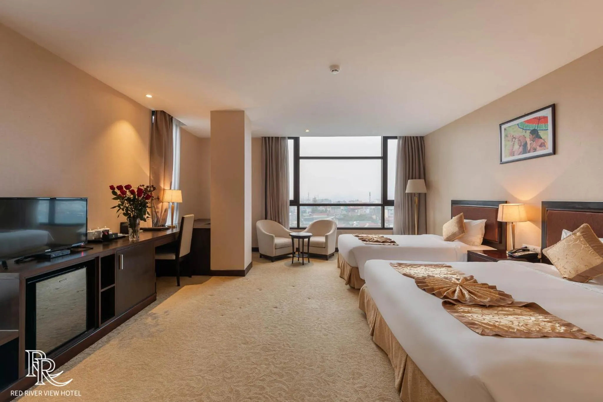 Photo of the whole room, Bed in Red River View Hotel