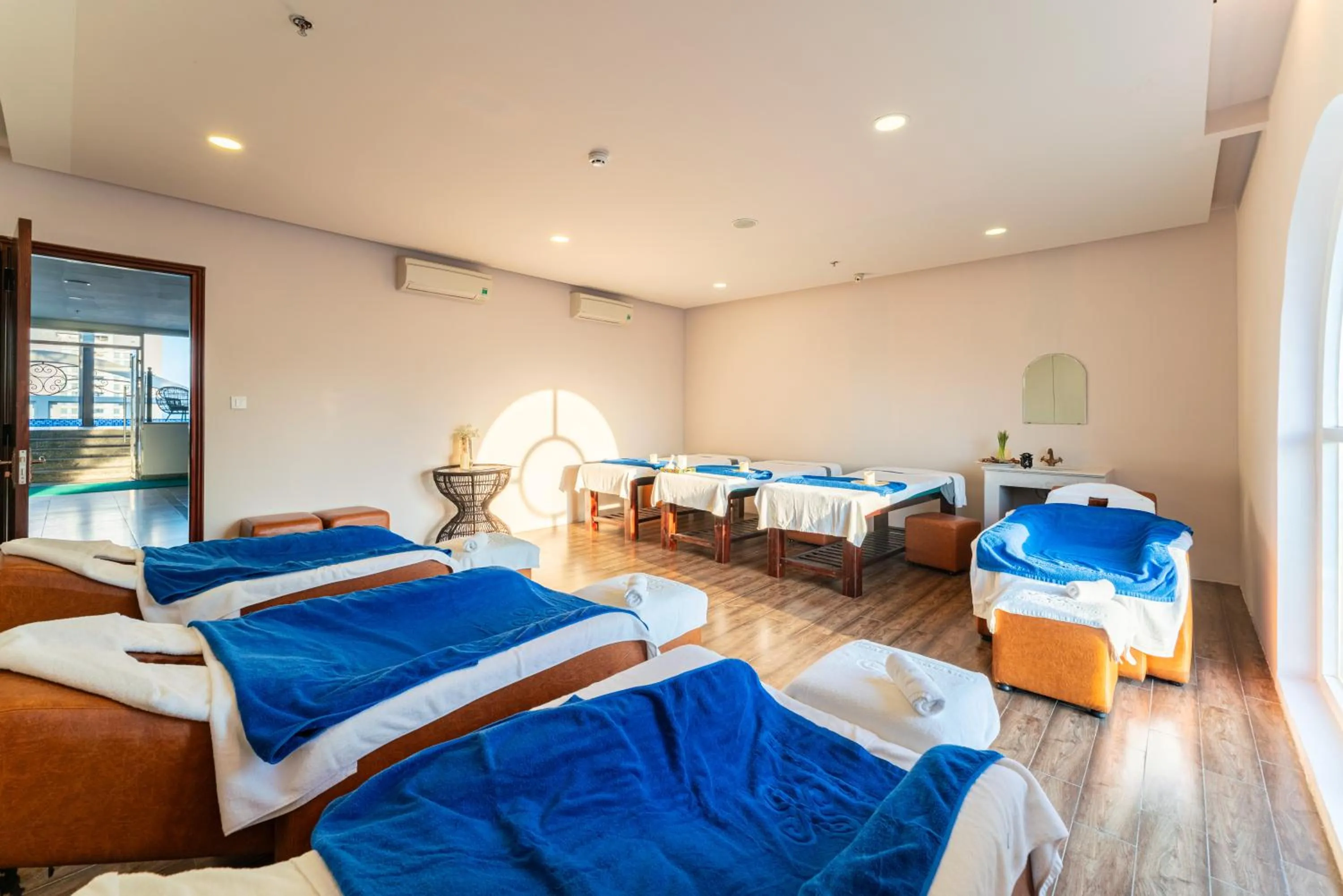 Spa and wellness centre/facilities, Bed in Nha Trang Prince Hotel