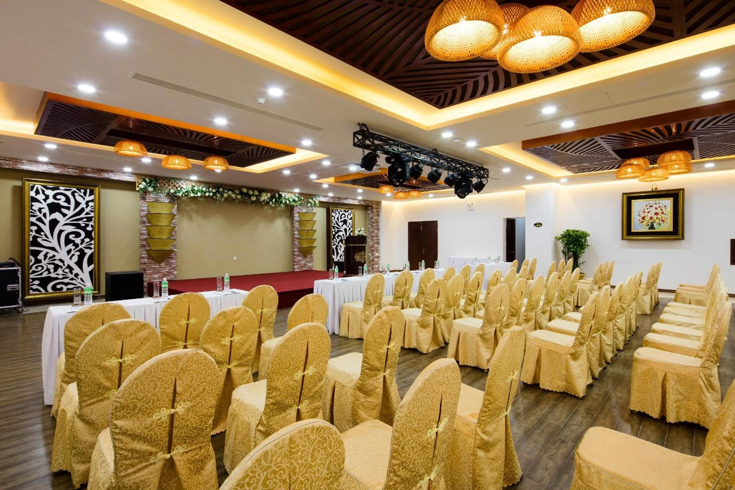 Meeting/conference room in Isena Nha Trang Hotel