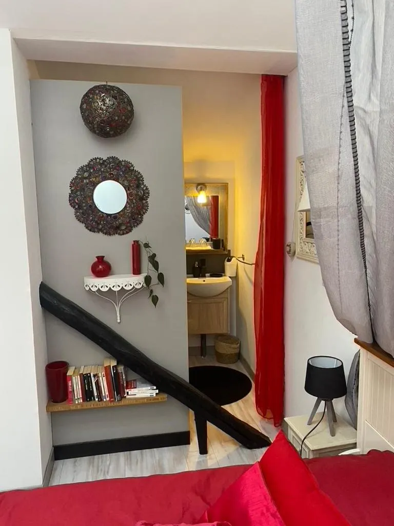 Photo of the whole room, Bed in Chambres d'hôtes La Fougereuse