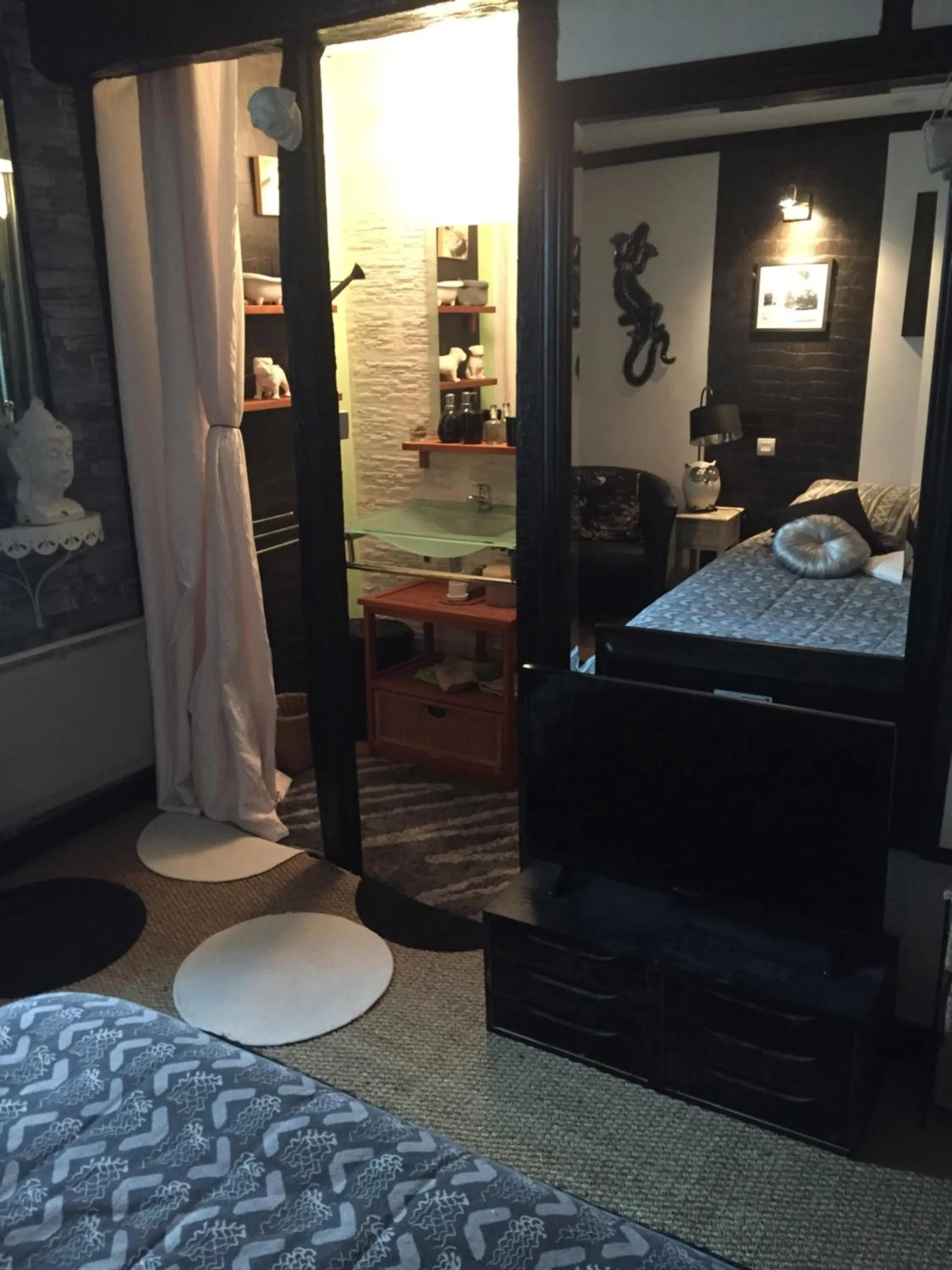 View (from property/room), Bed in Chambres d'hôtes La Fougereuse