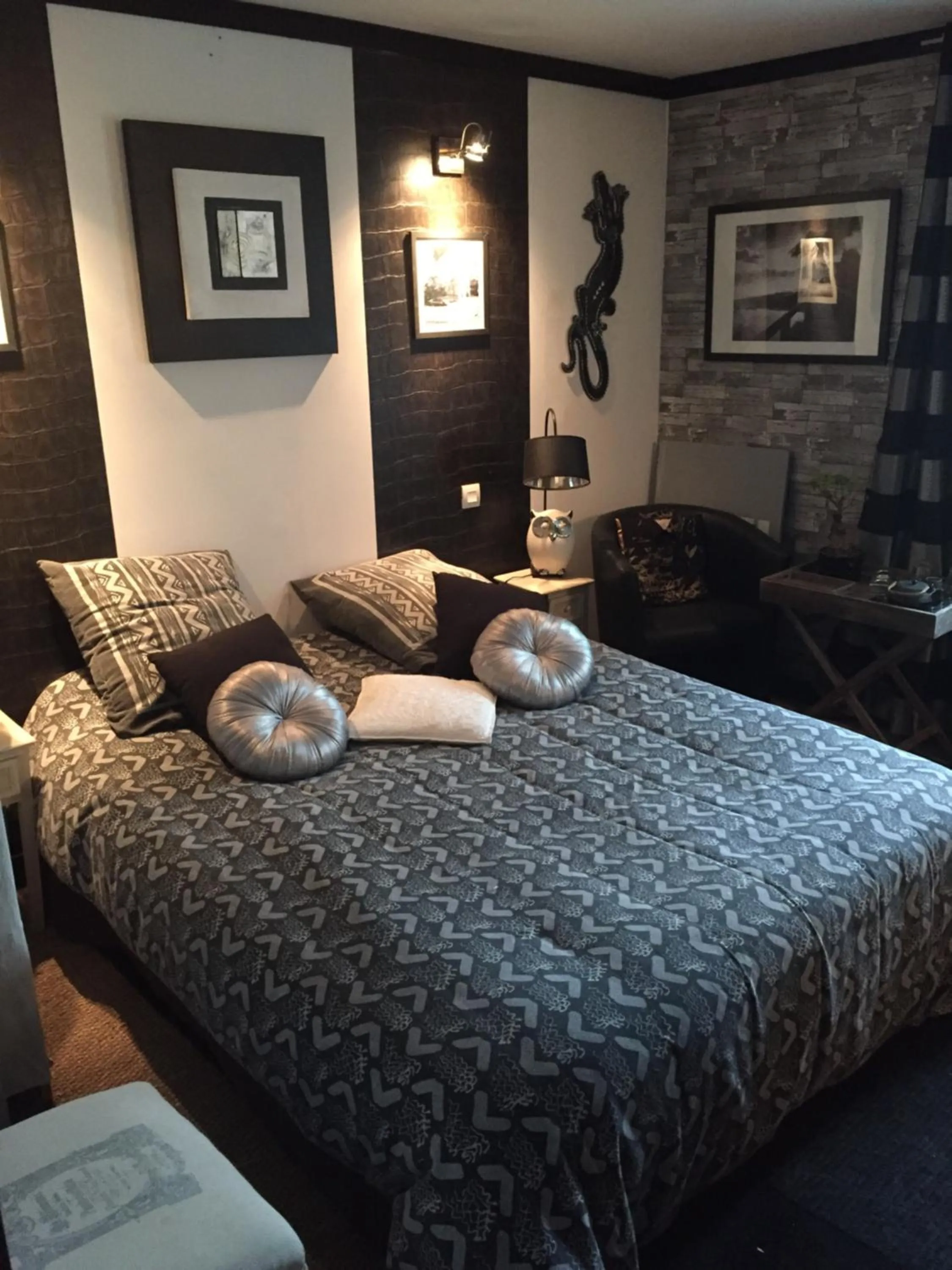 Photo of the whole room, Bed in Chambres d'hôtes La Fougereuse