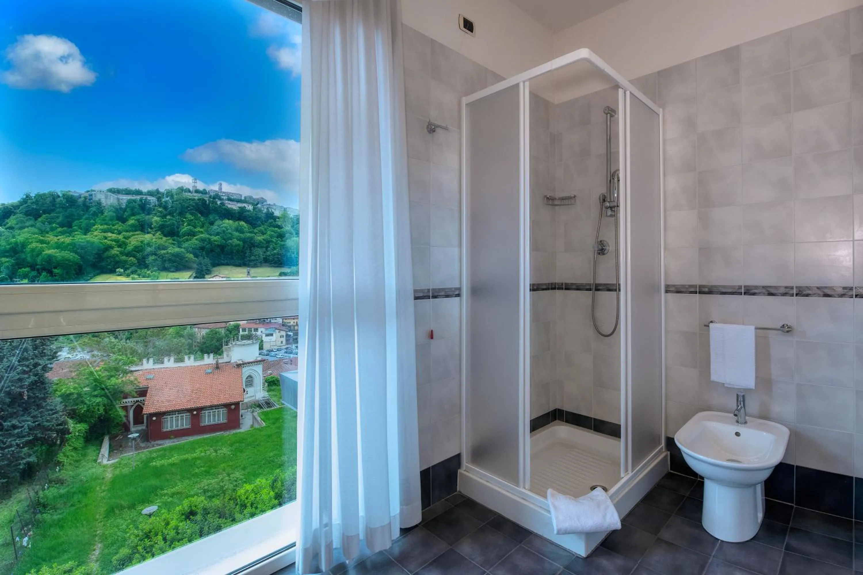 Bathroom in Park Hotel