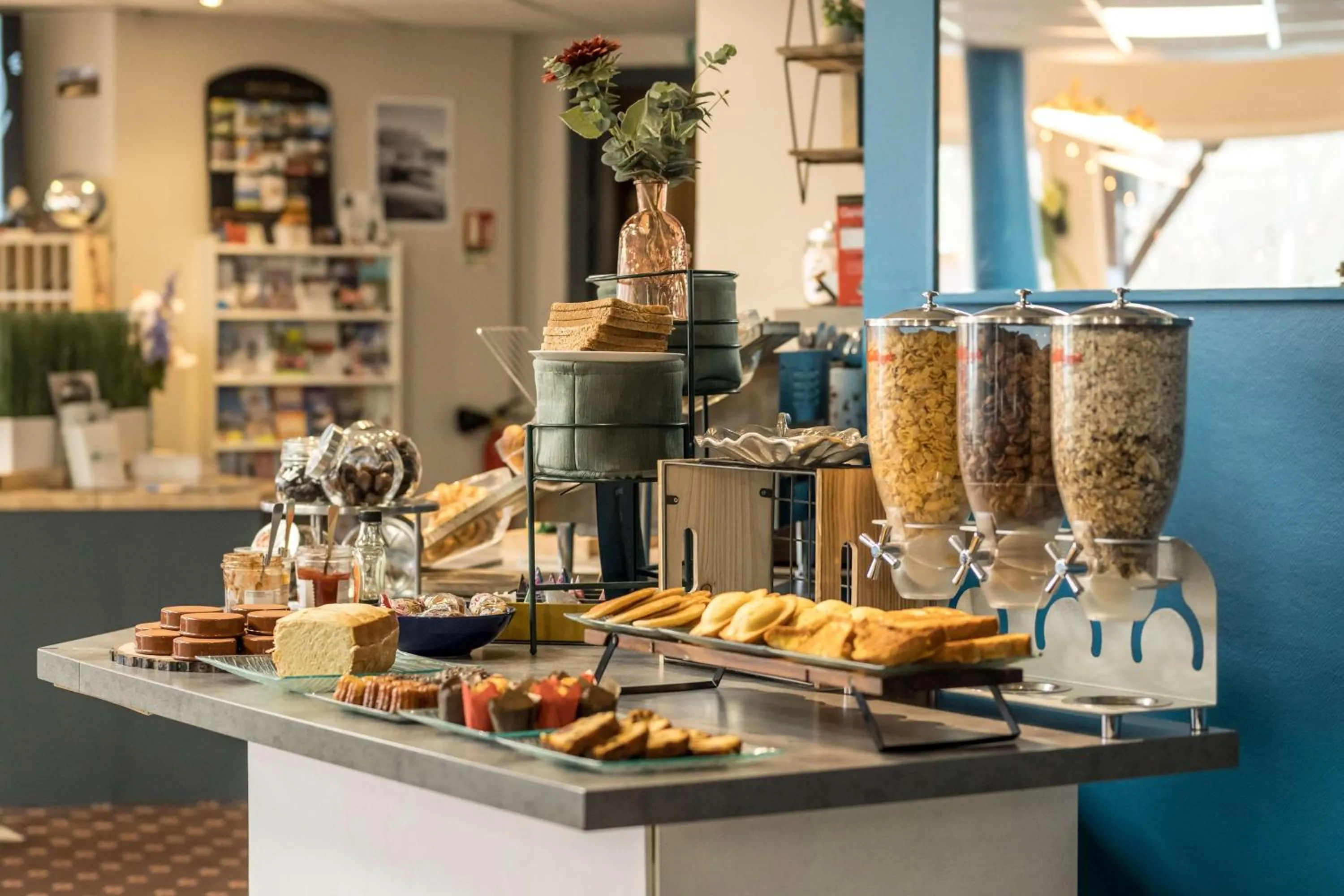 Breakfast in Brit Hotel Confort Foix