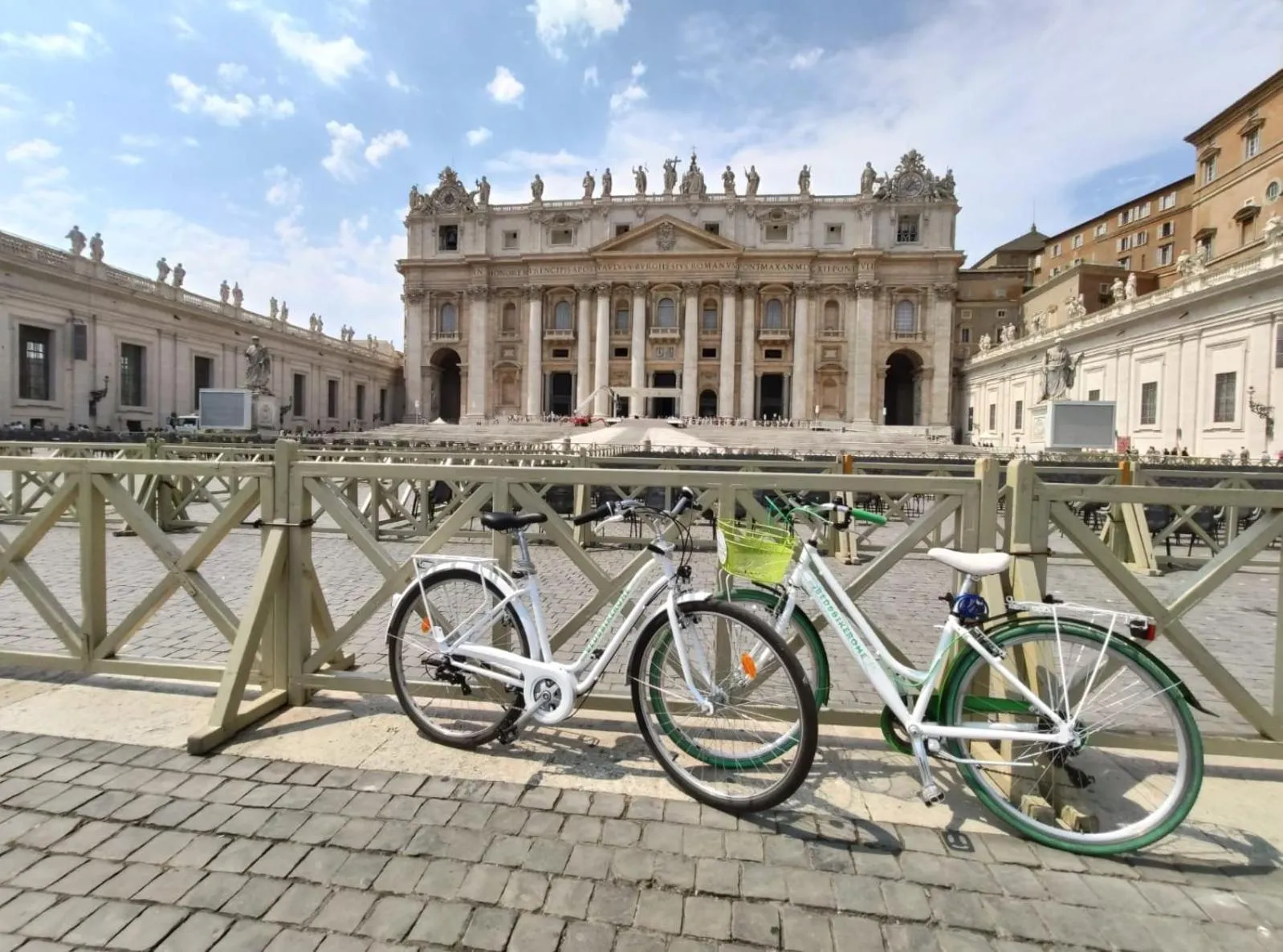 Cycling in Bed&BikeRome ROOMS